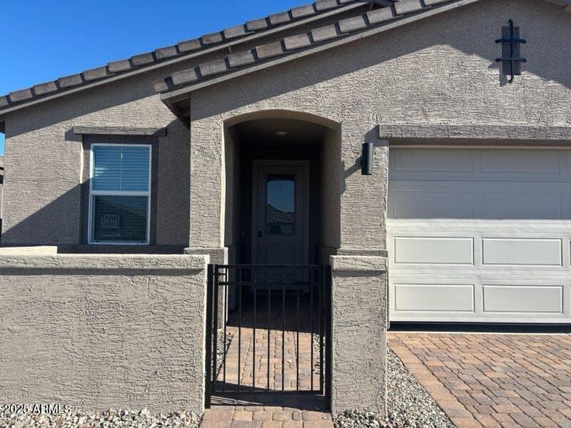 12695 N 305TH AVE - Photo 2