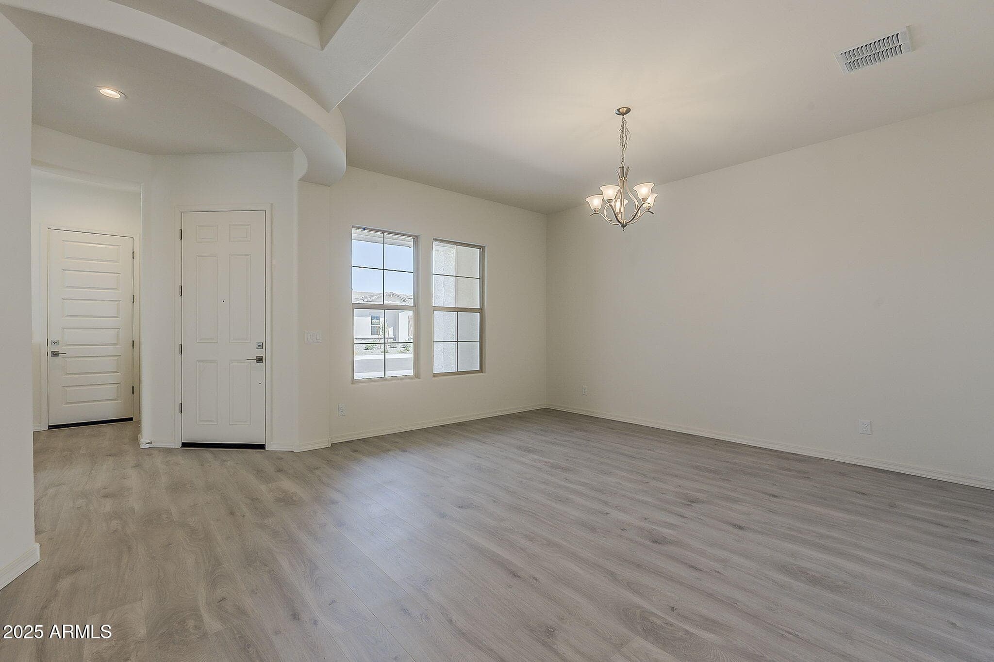 19019 W Ocotillo Rd — photo 2