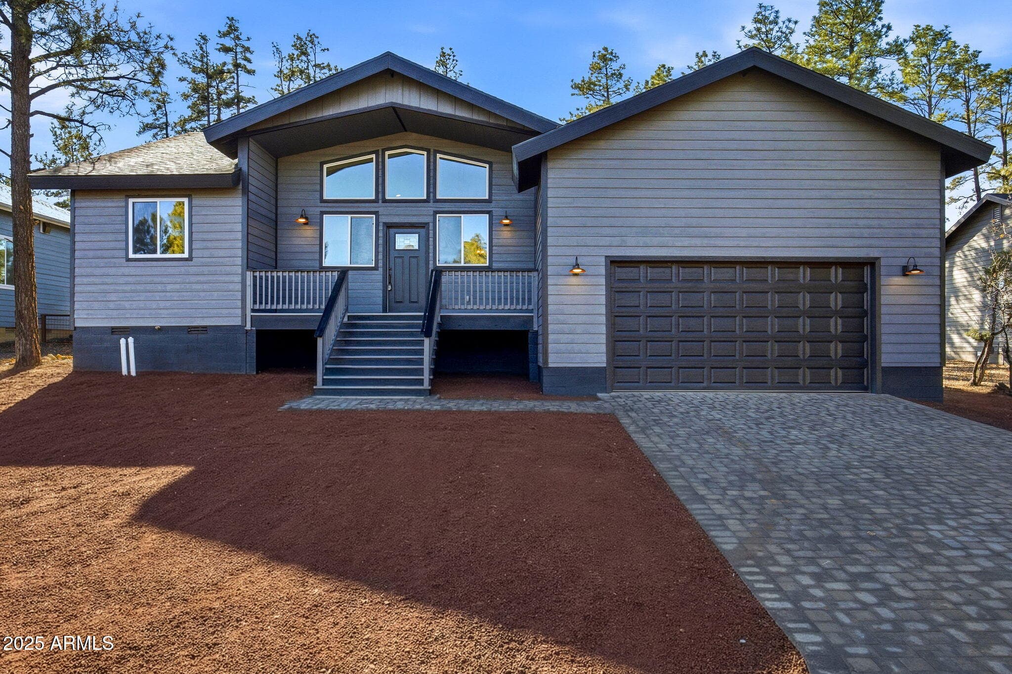 180 W Pine Haven Circle — photo 1