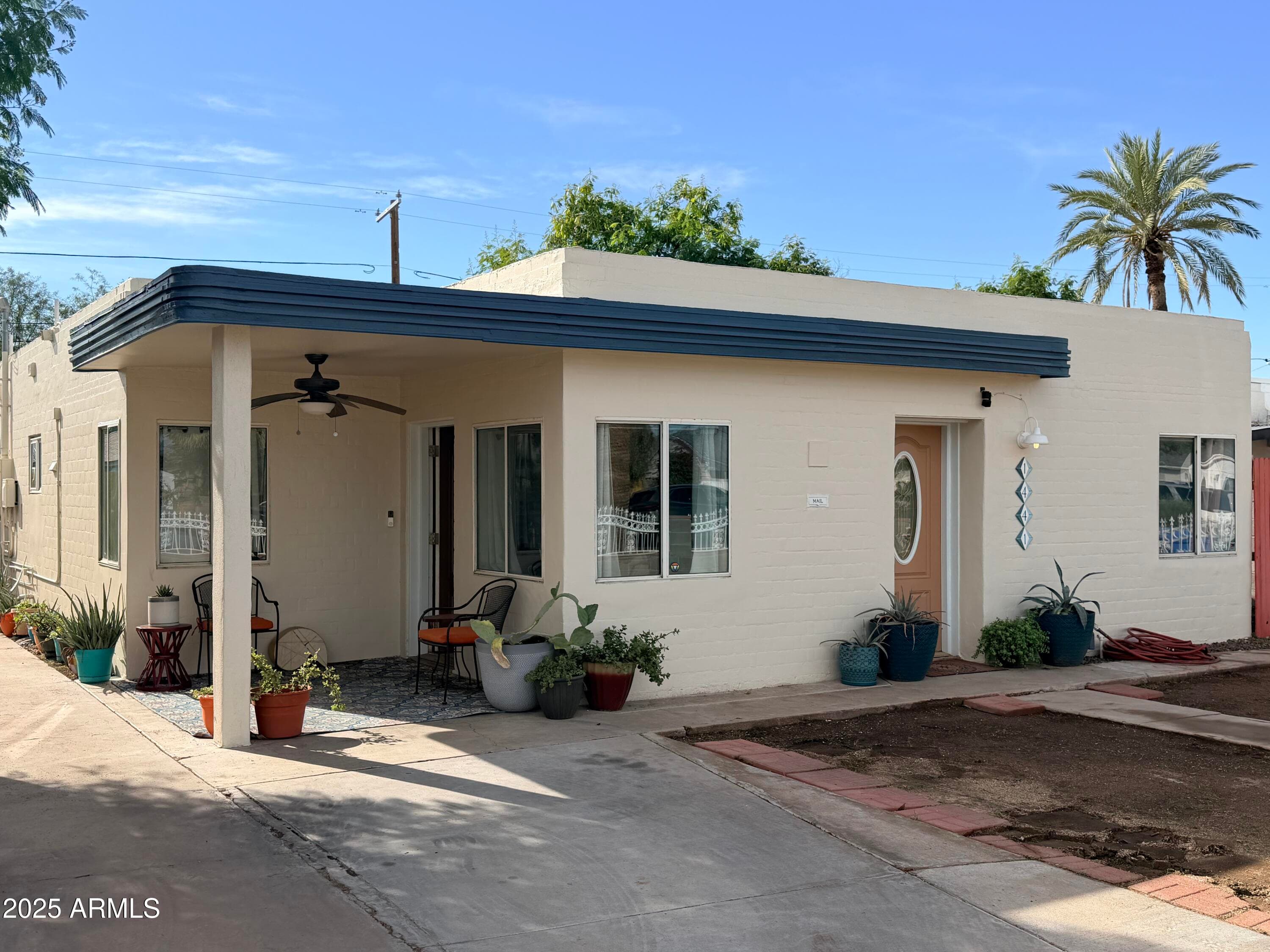 1441 E Diamond St — photo 2