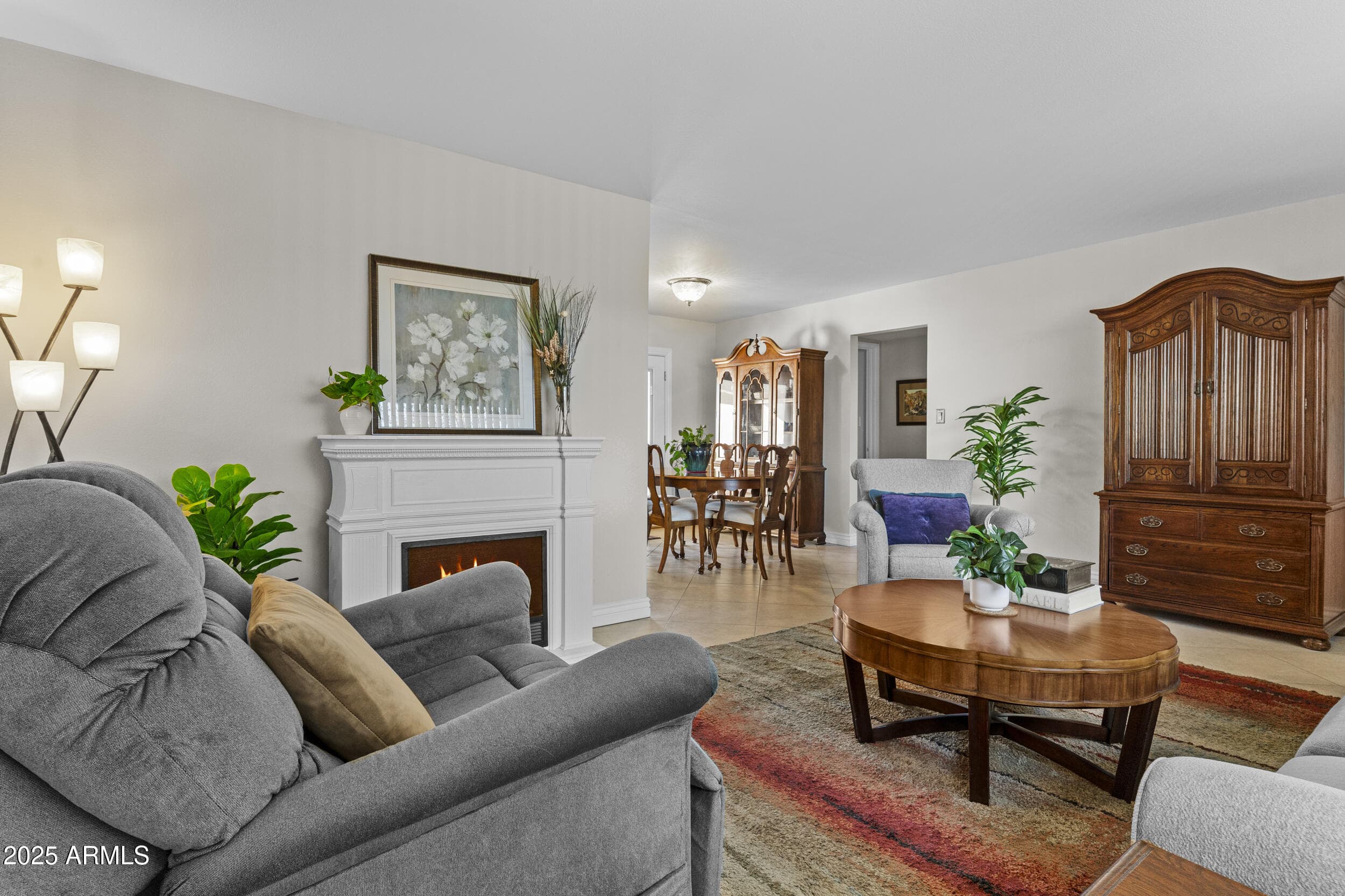 1019 E Watson Dr — photo 2