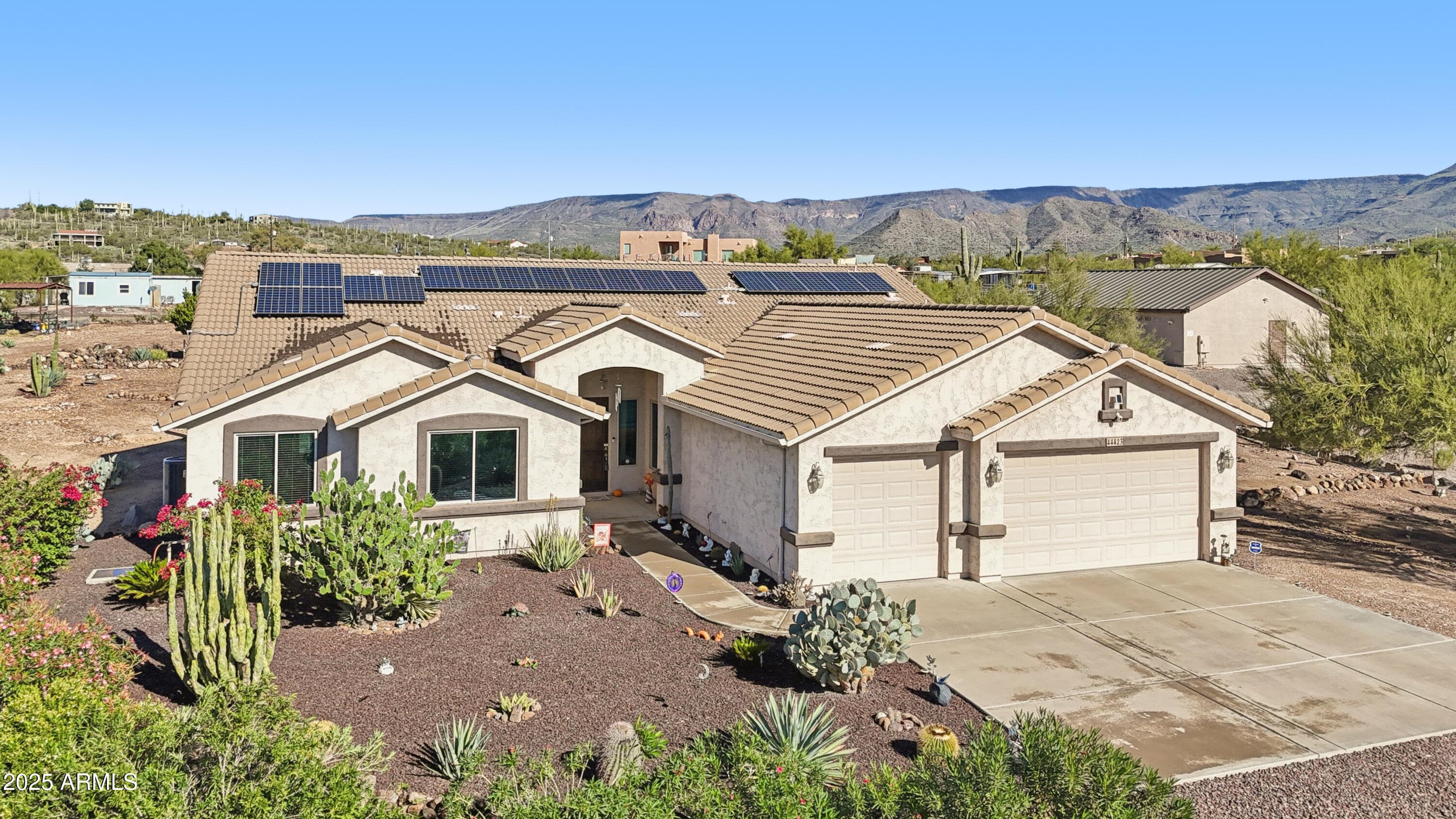 44423 N 16th St — photo 1