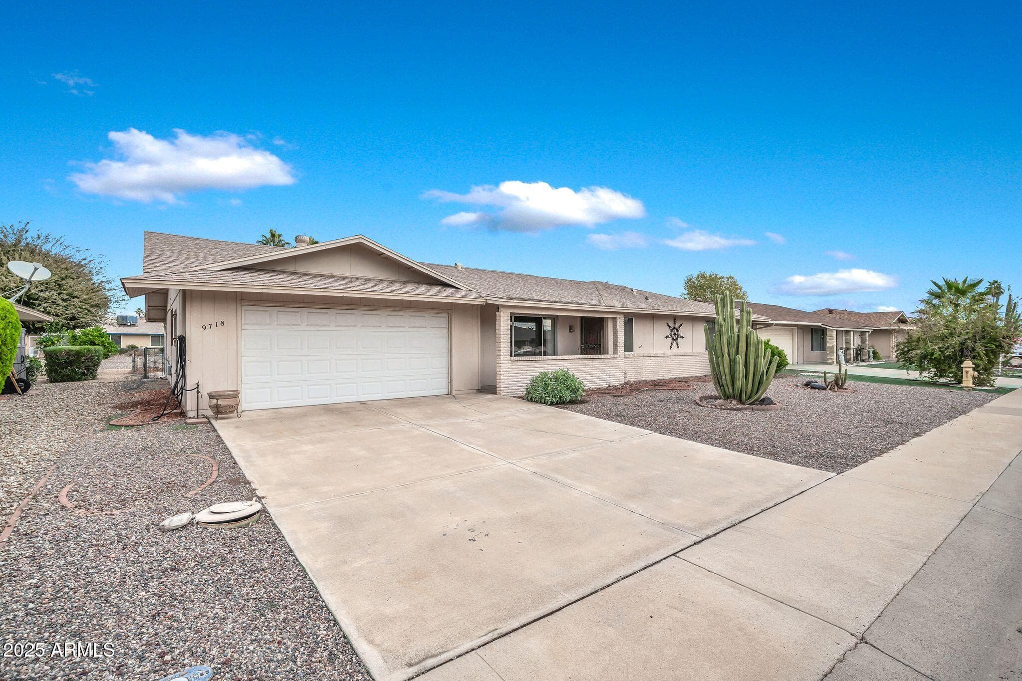 9718 W Terrace Ln — photo 1