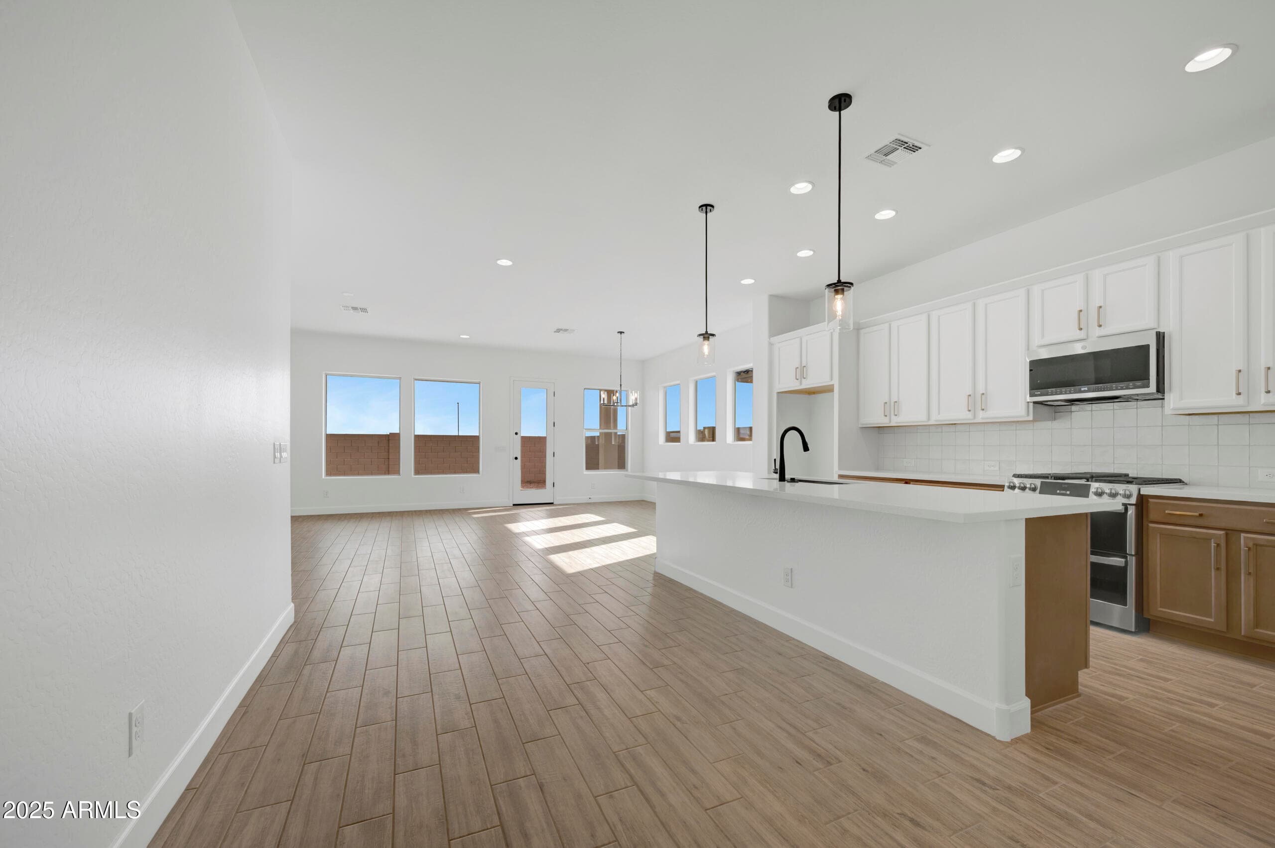 36059 N Barrel Aged Dr — photo 2