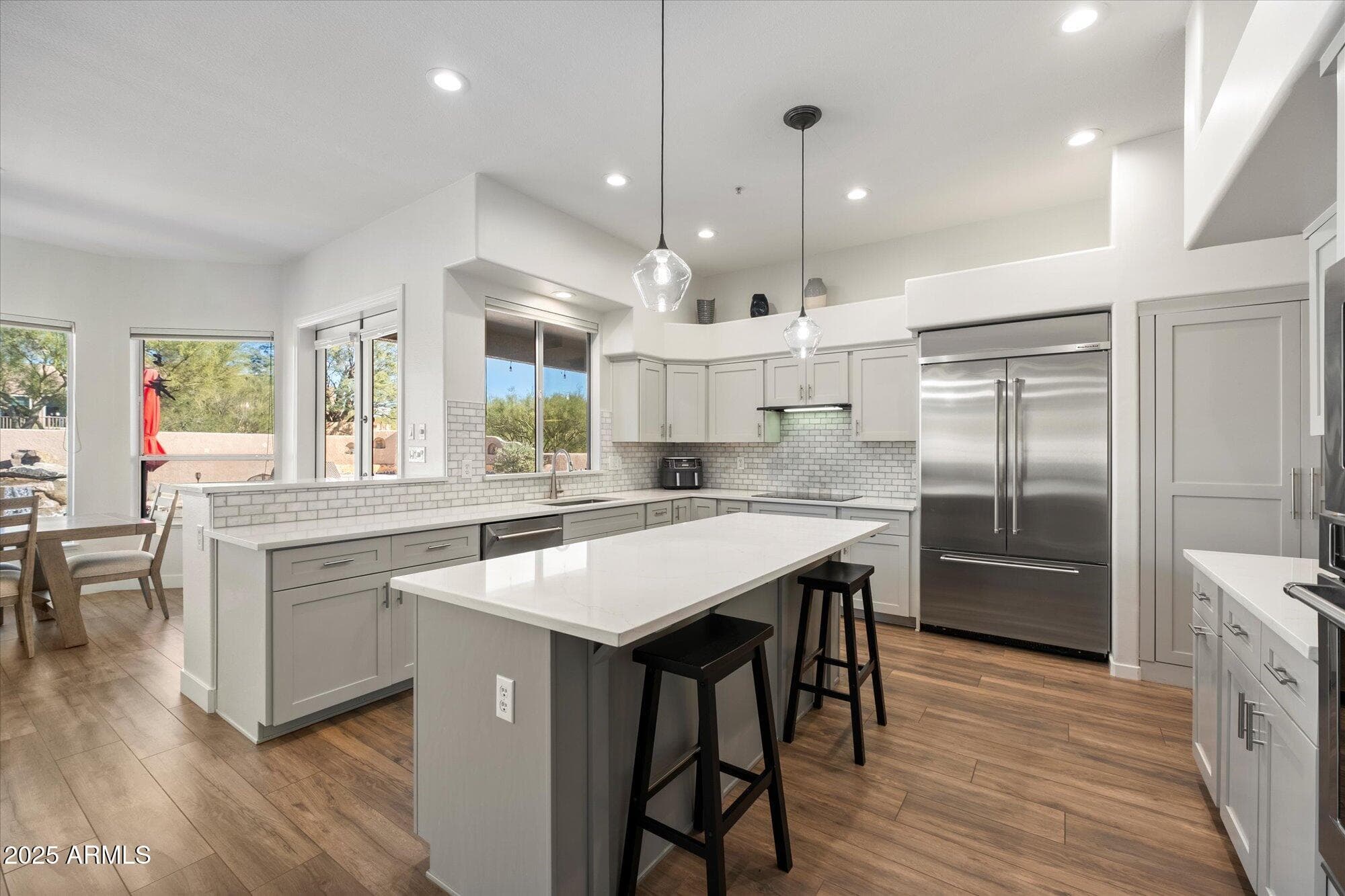 8056 E Lariat Ln — photo 2