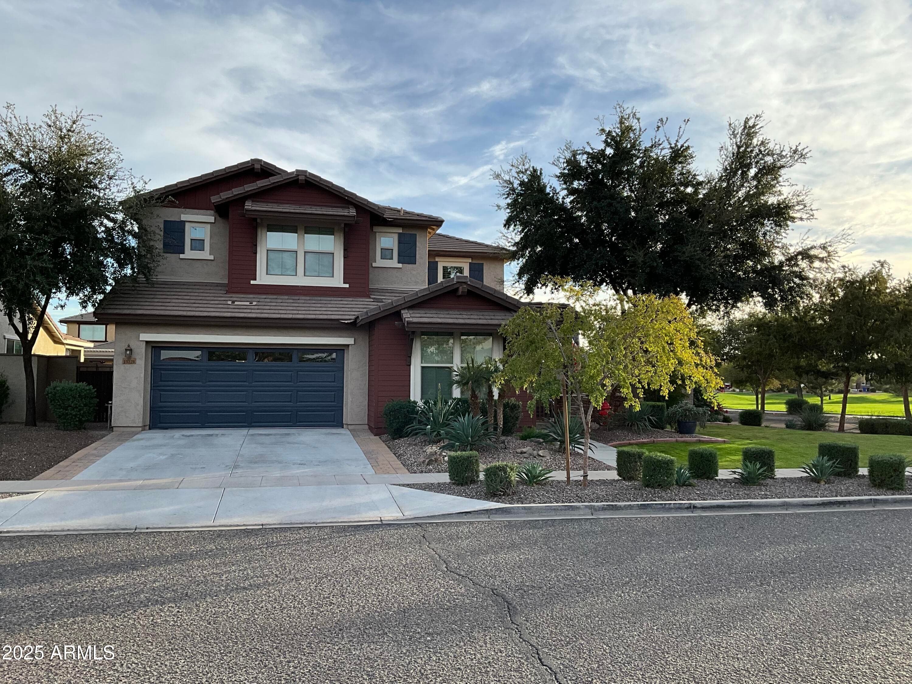 15239 W Columbine Dr — photo 1