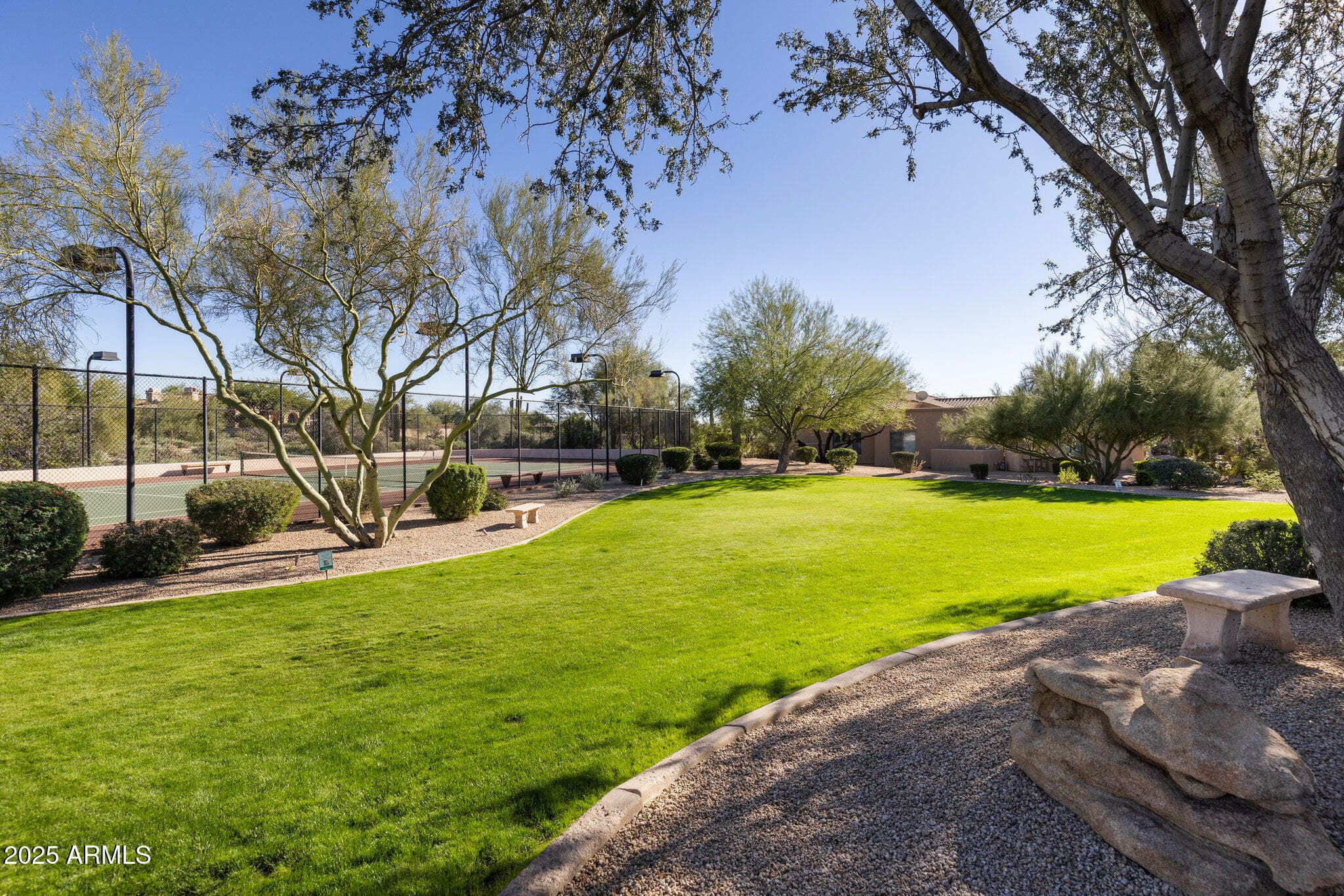 6419 E Greythorn Dr — photo 36