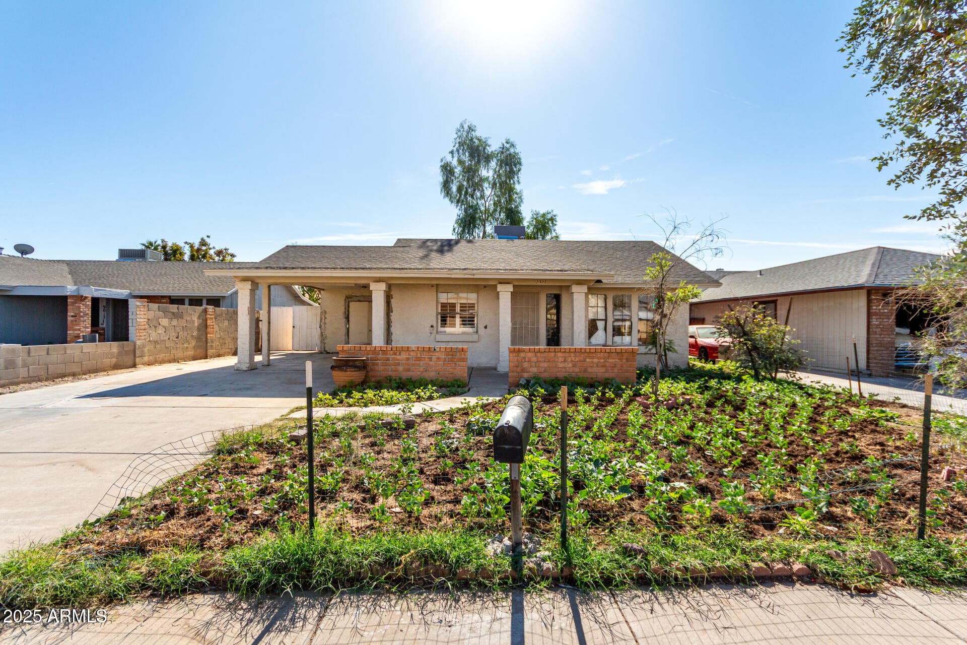 9021 W Mulberry Dr — photo 1