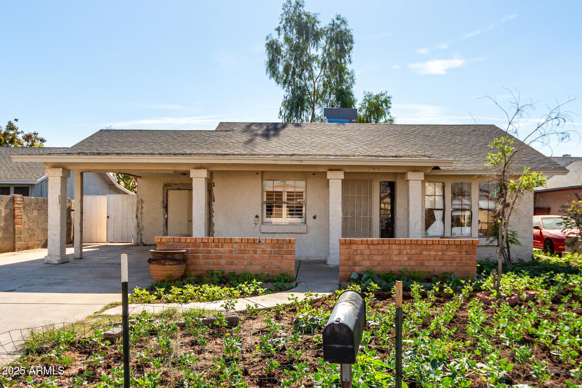 9021 W Mulberry Dr — photo 2