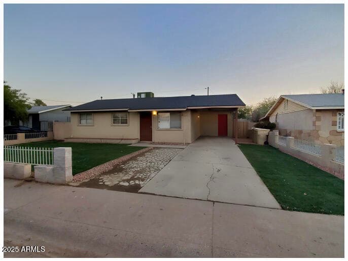 6525 W Peck Dr — photo 1