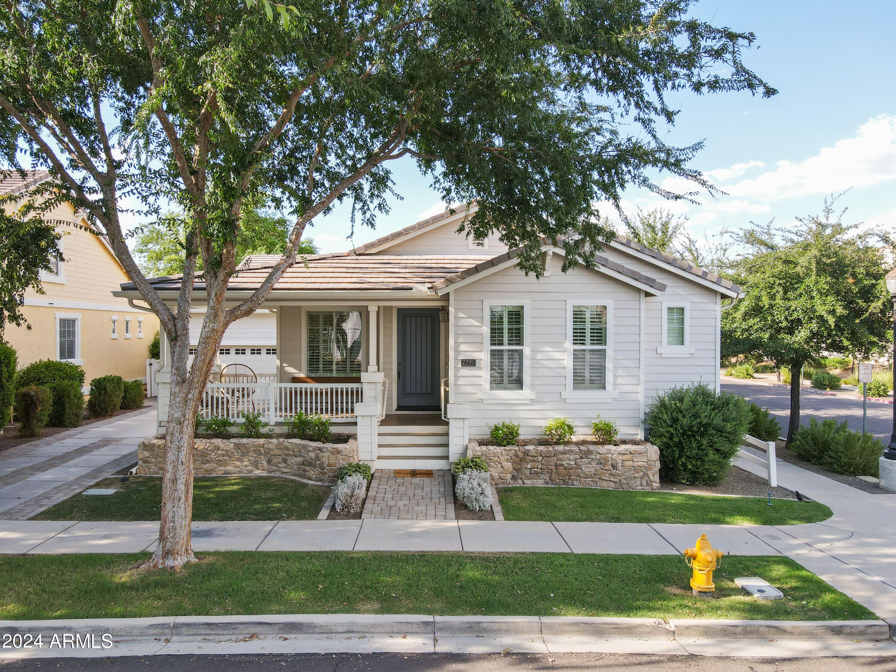 2796 E Valencia St — photo 1