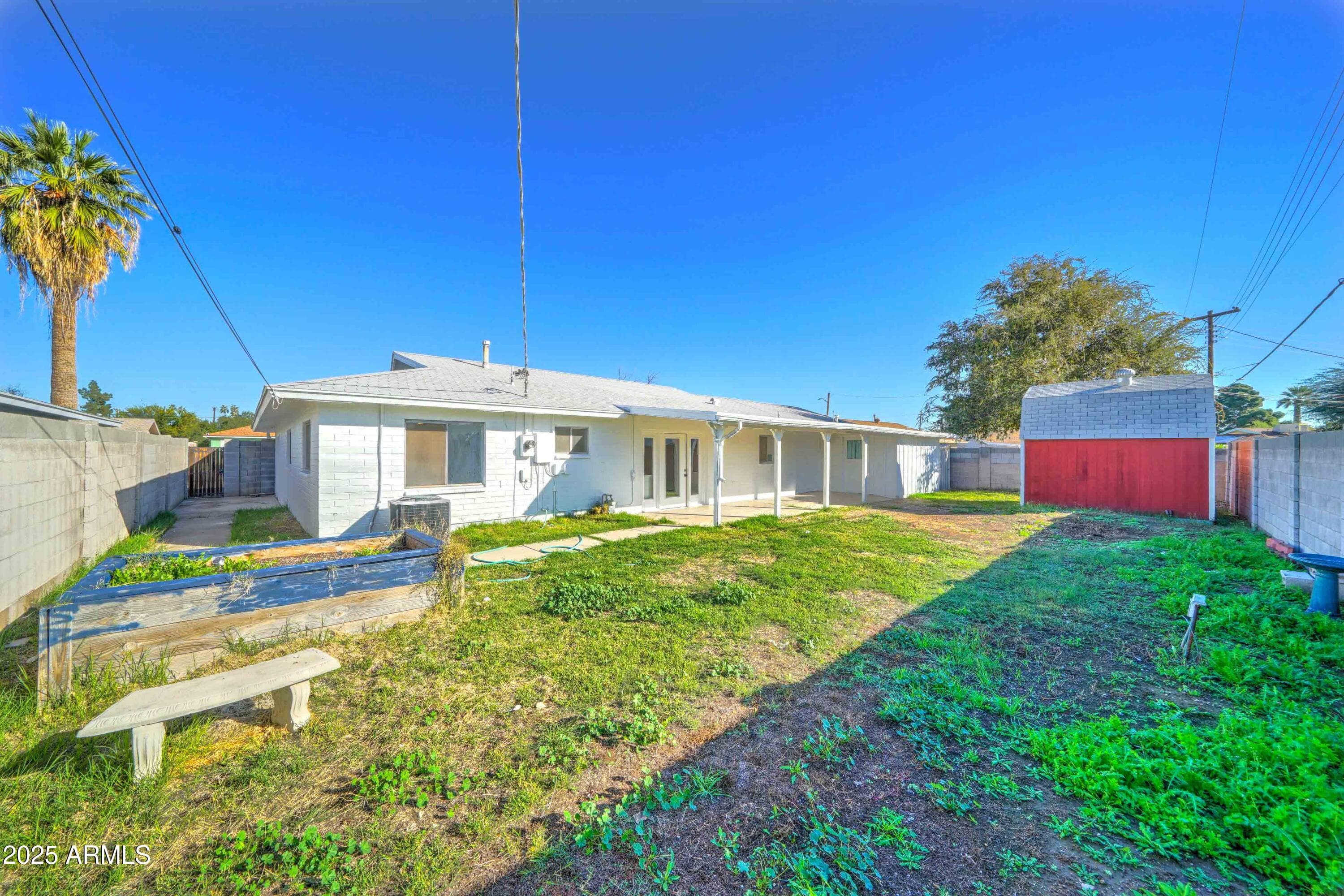 2039 W Northview Ave — photo 30