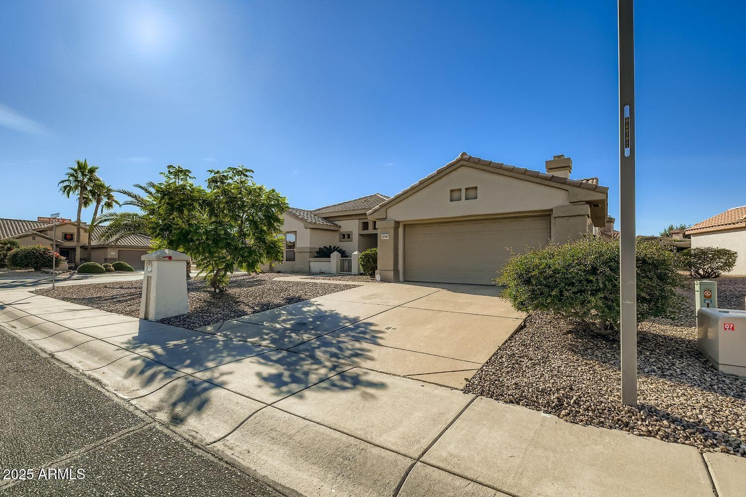 16365 W Monteverde Ln — photo 2
