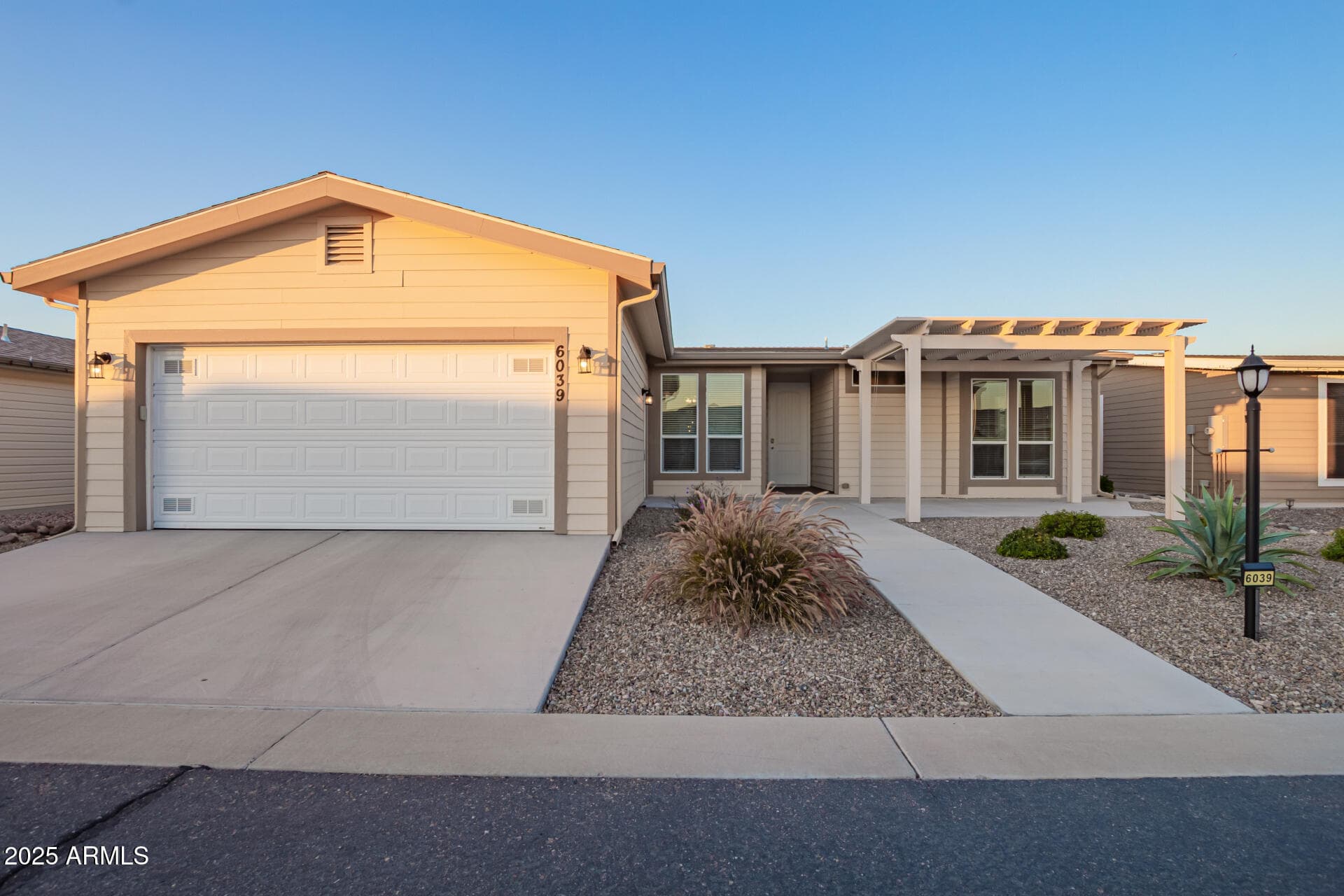 3301 S GOLDFIELD RD - Photo 1