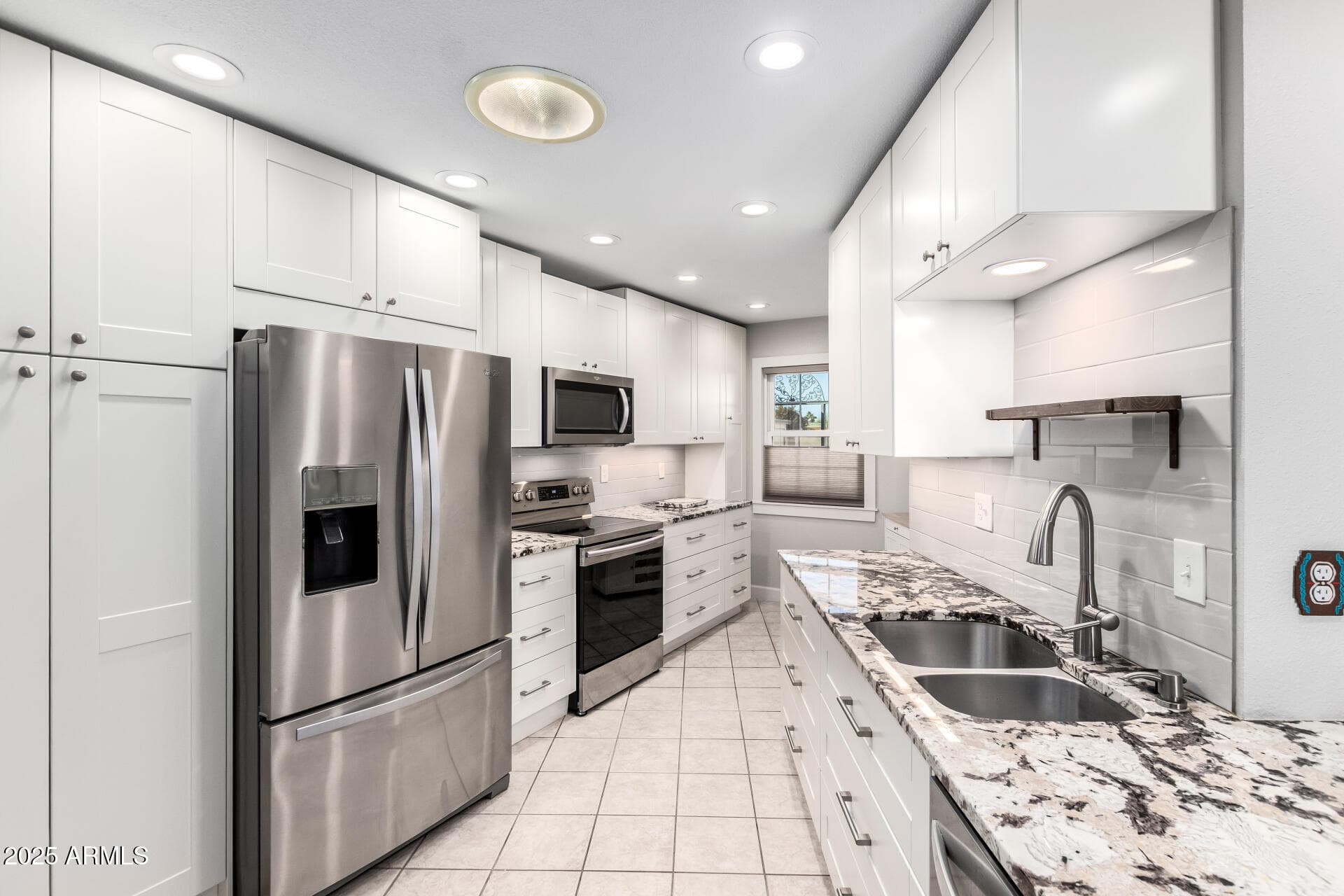 10533 W Ocotillo Dr — photo 2