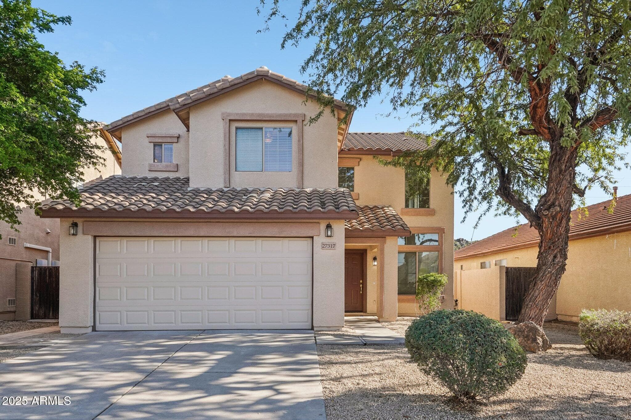 27317 N 63rd Dr — photo 1