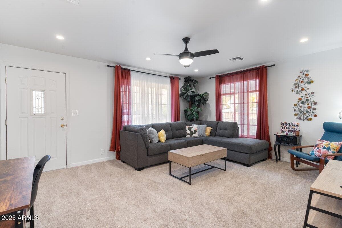 311 W Terrace Dr — photo 2