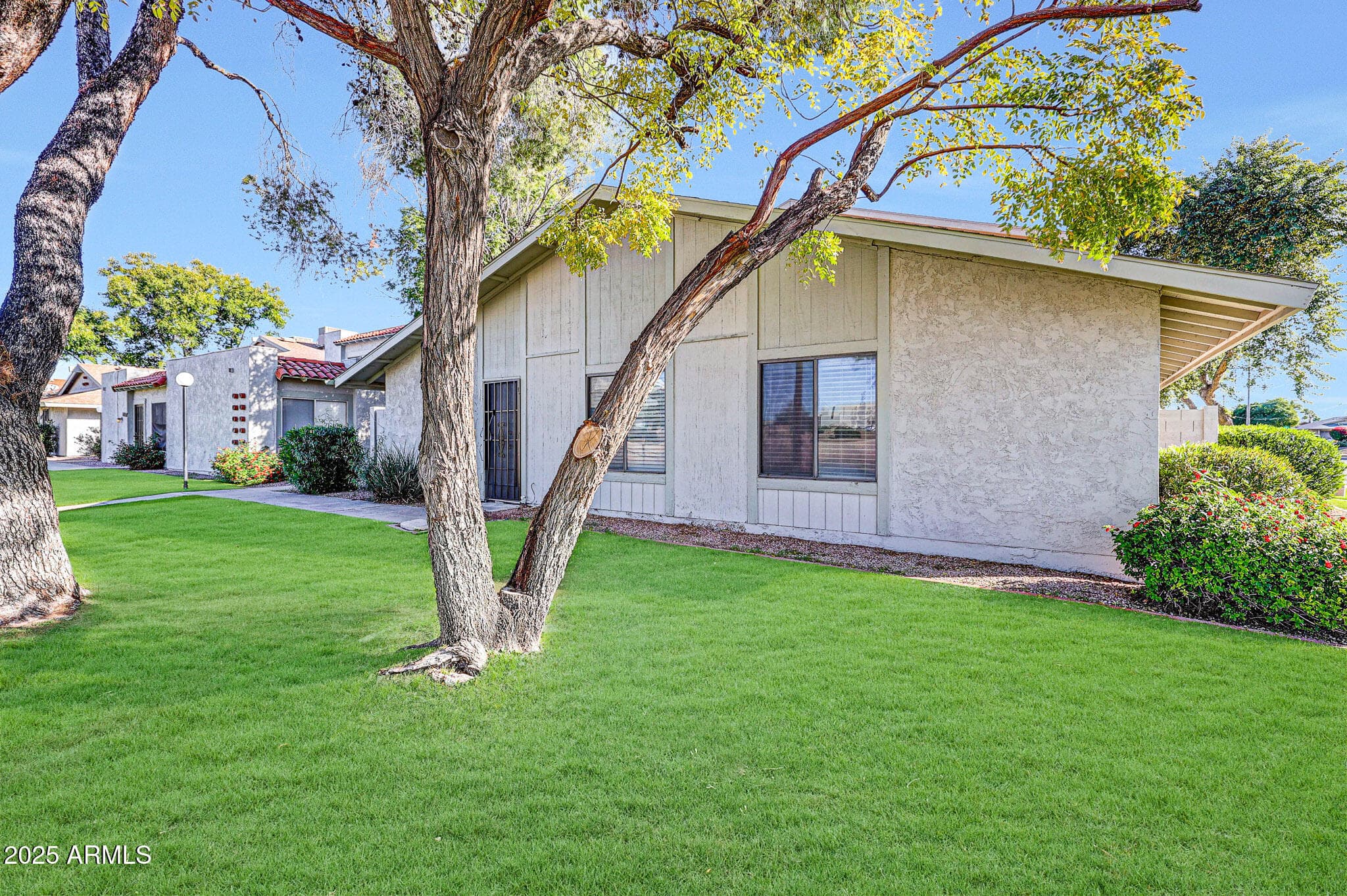 1001 N Granite Reef Rd — photo 2