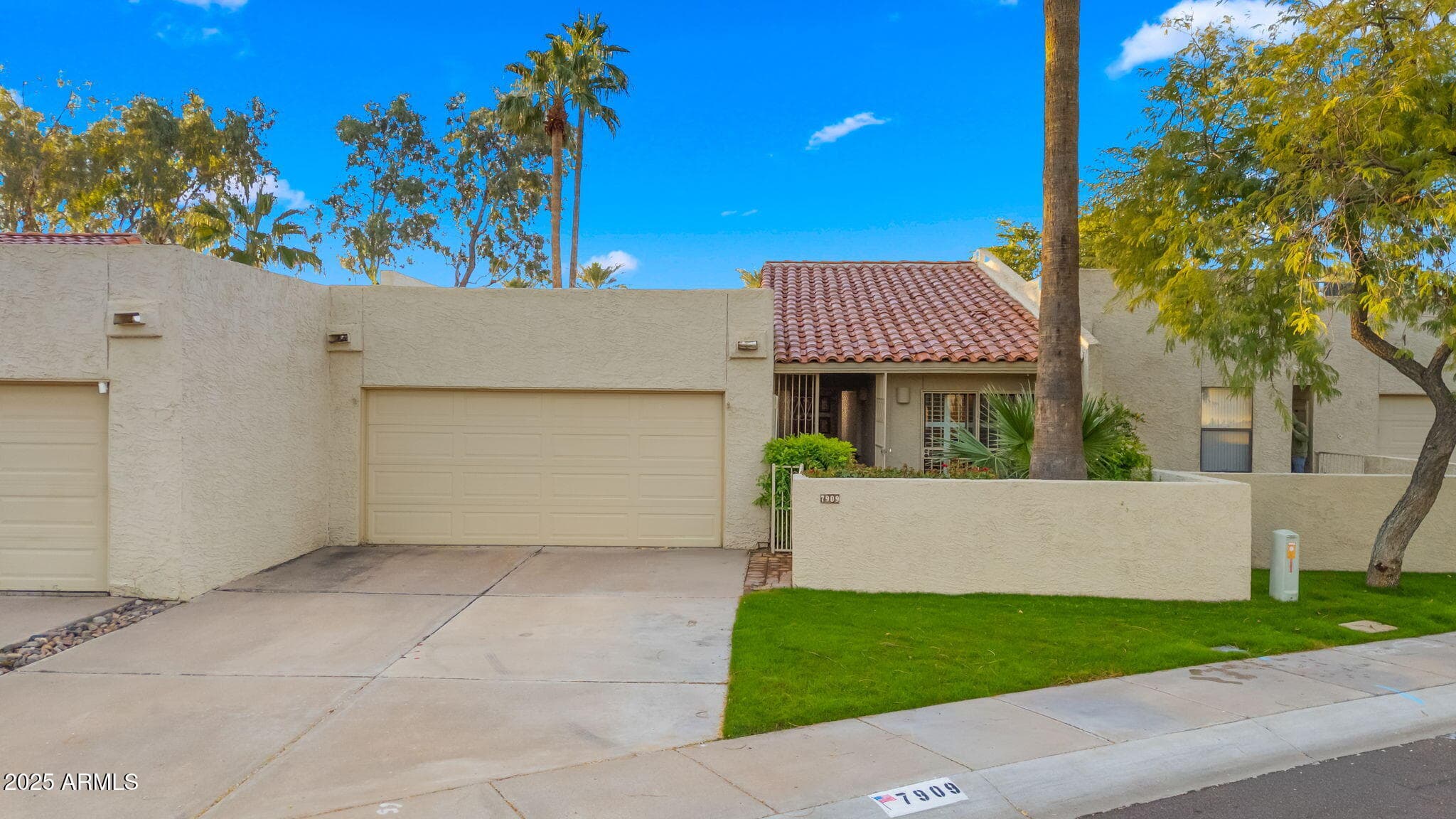 7909 E Bonita Dr — photo 2