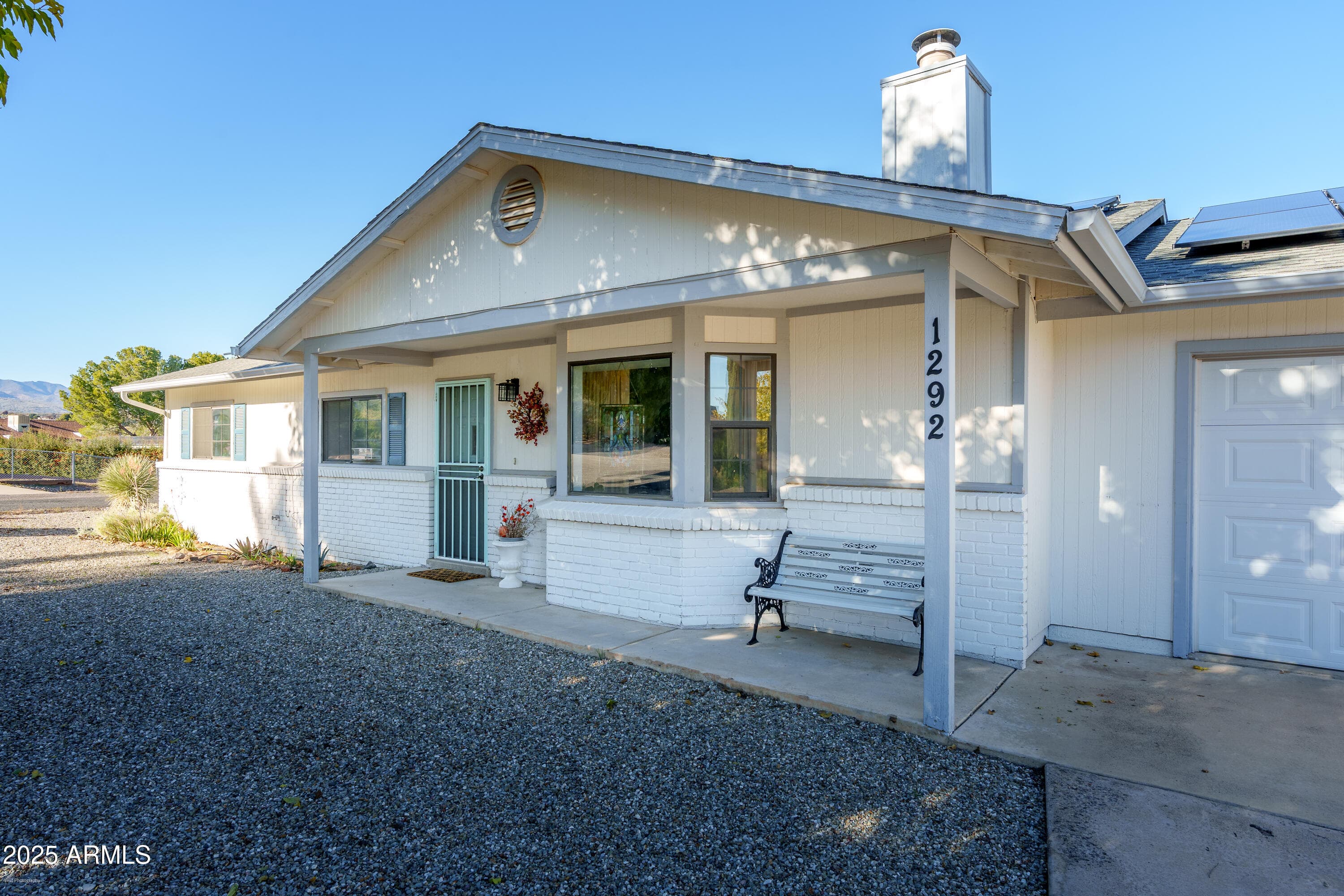 1292 E MEADOWLARK LN - Photo 3