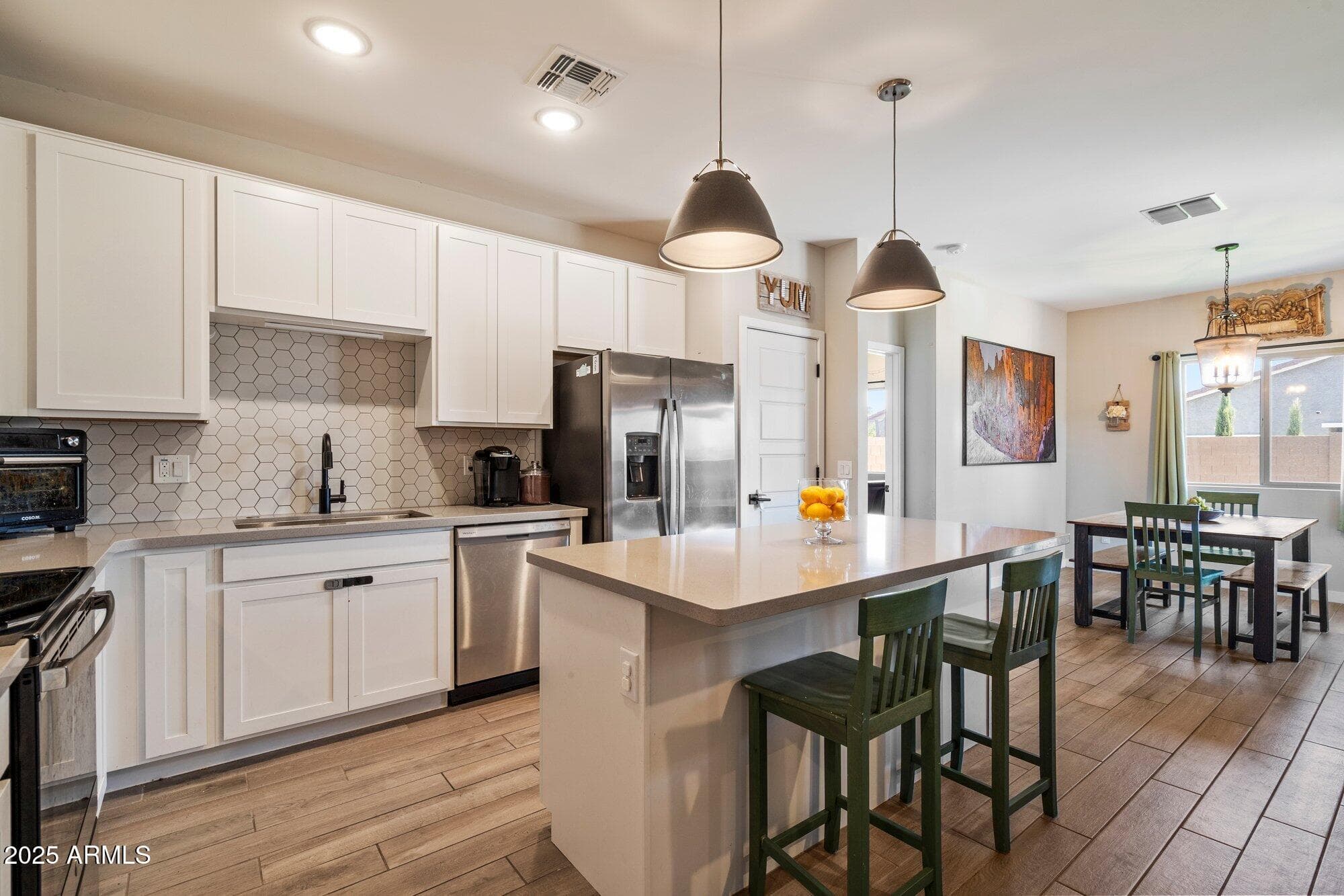 2753 E Fossil Ridge Rd — photo 1