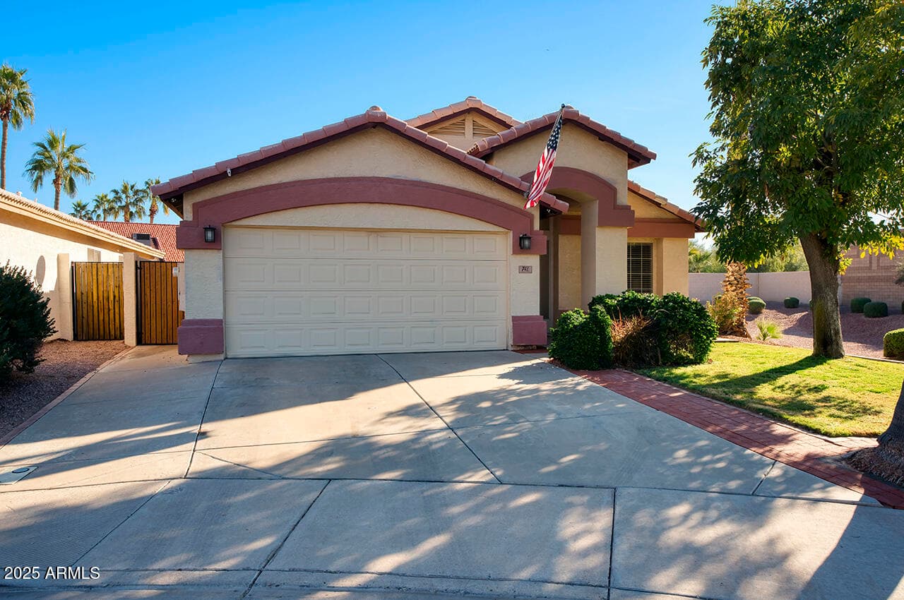 741 S Silverbrush Dr — photo 1