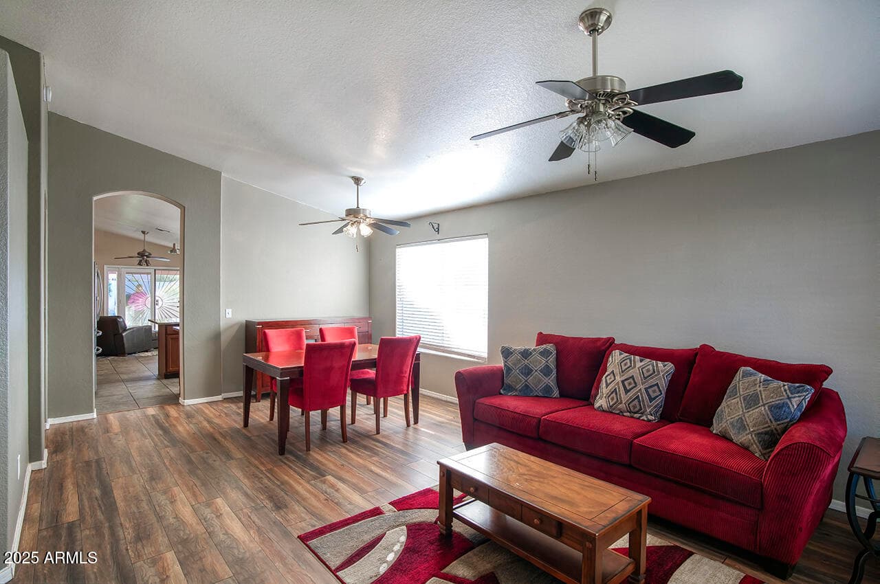 741 S Silverbrush Dr — photo 2