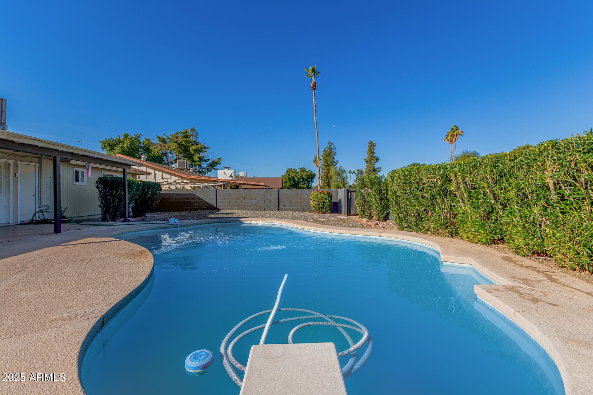 682 W Gail Dr — photo 40