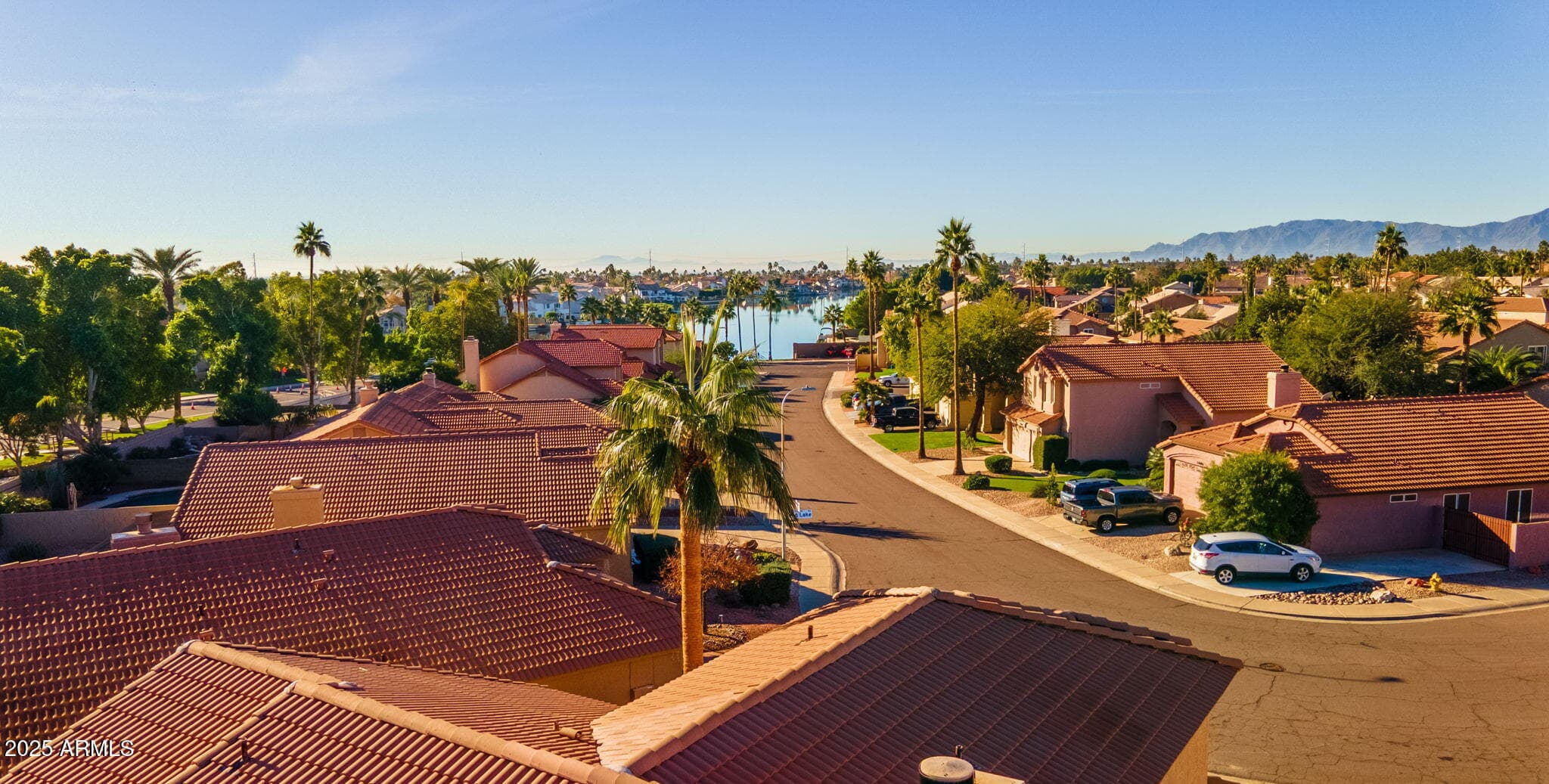 15601 S 37th Way — photo 2