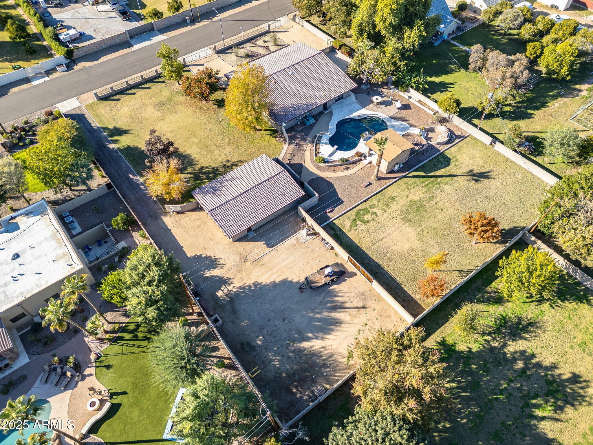 13217 N 65th Dr — photo 1