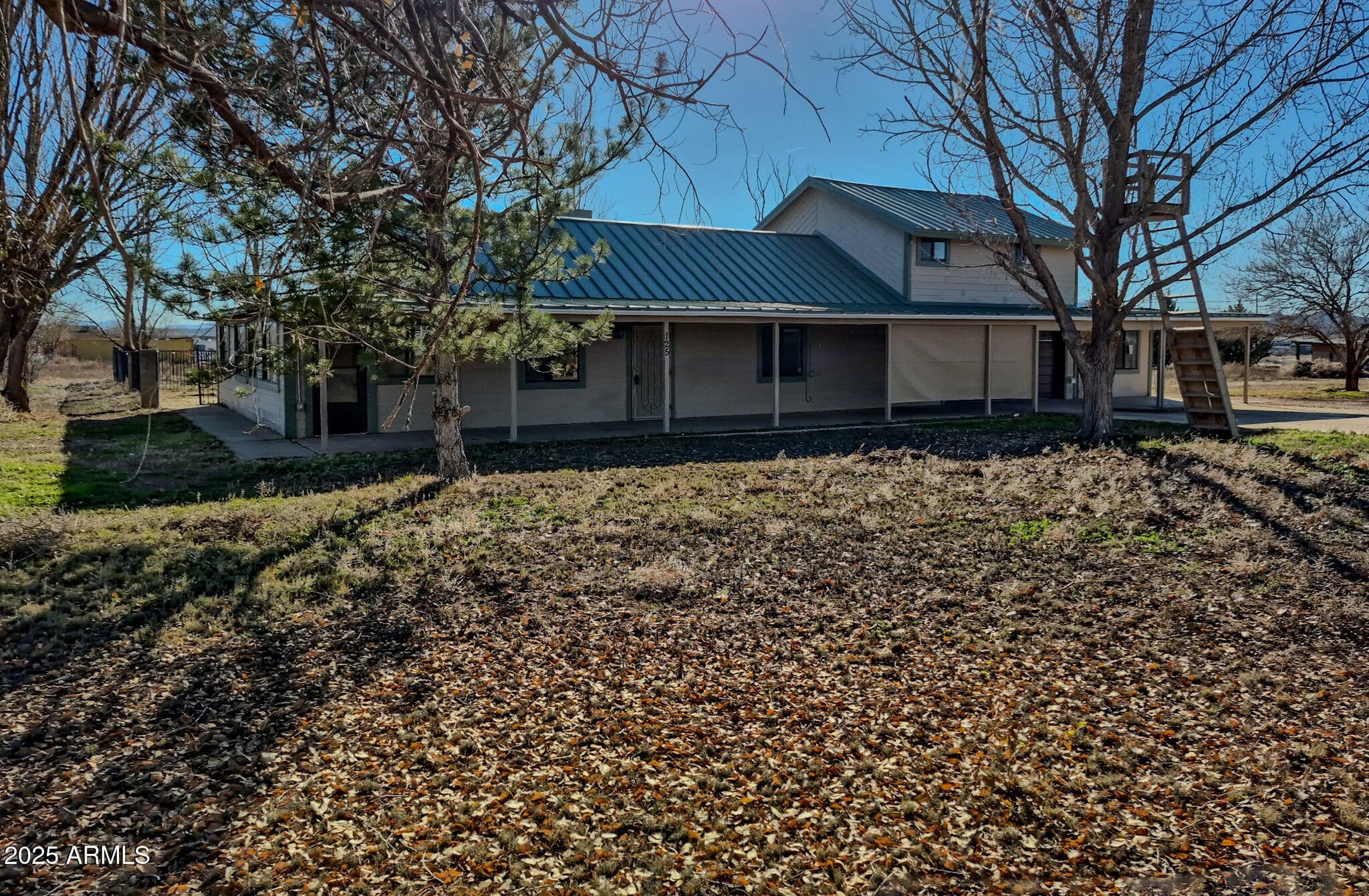 125 E Harpson Trail — photo 2