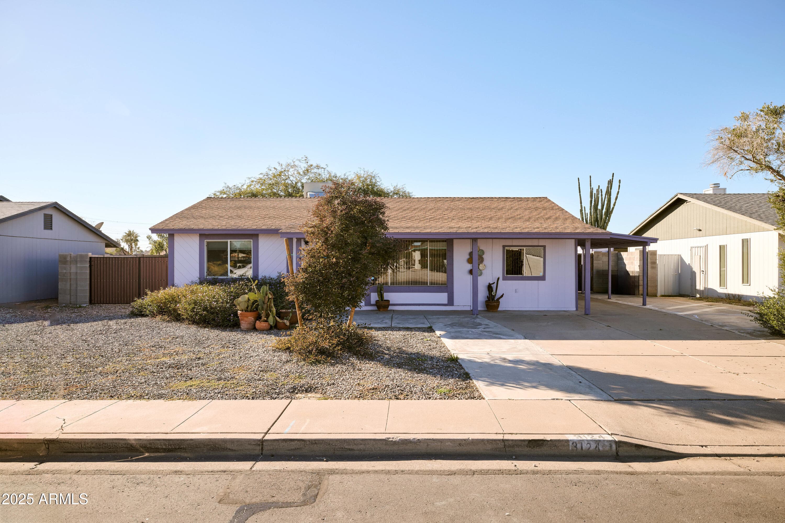 3124 S Los Altos -- — photo 1