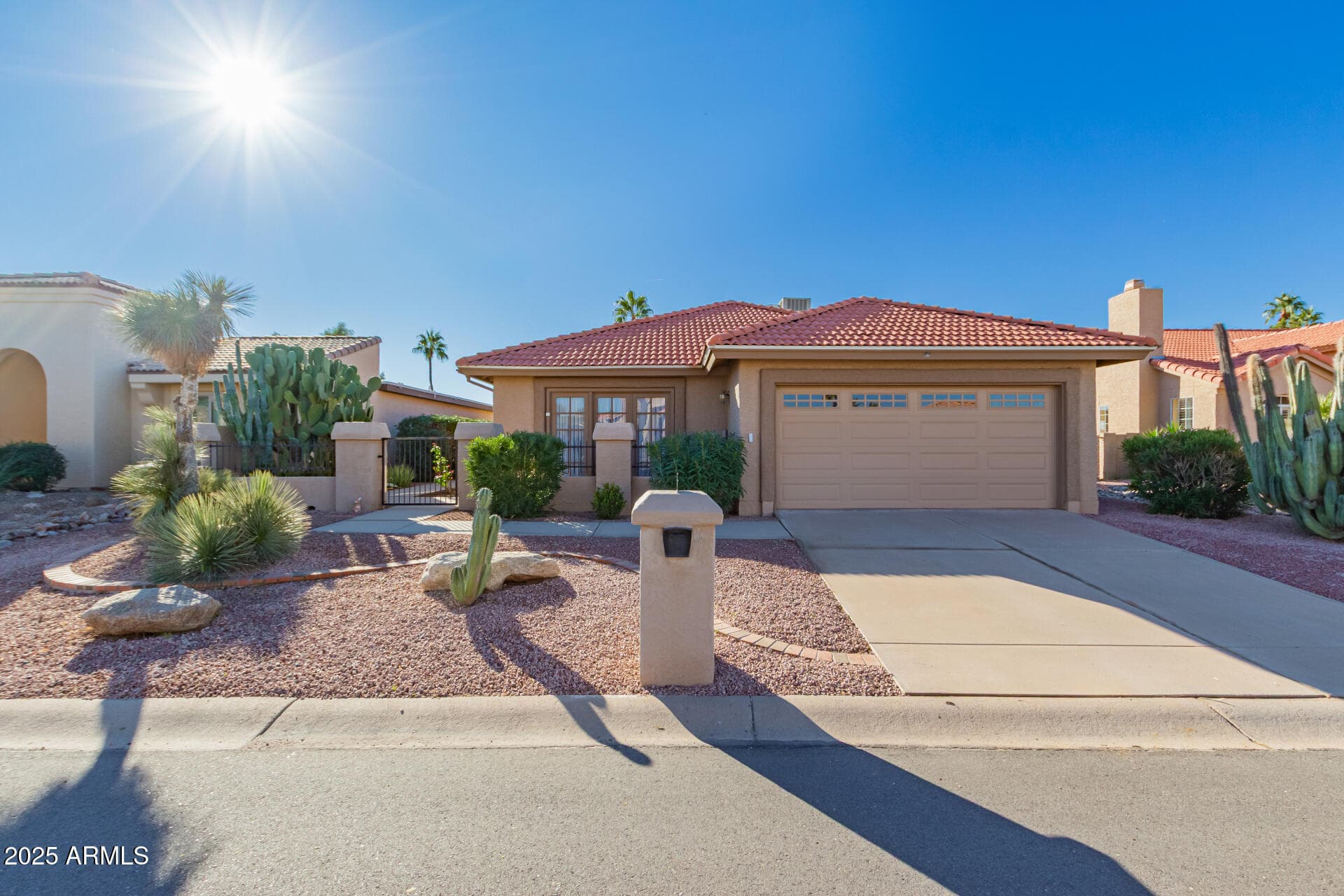 10439 E Sunnydale Dr — photo 1