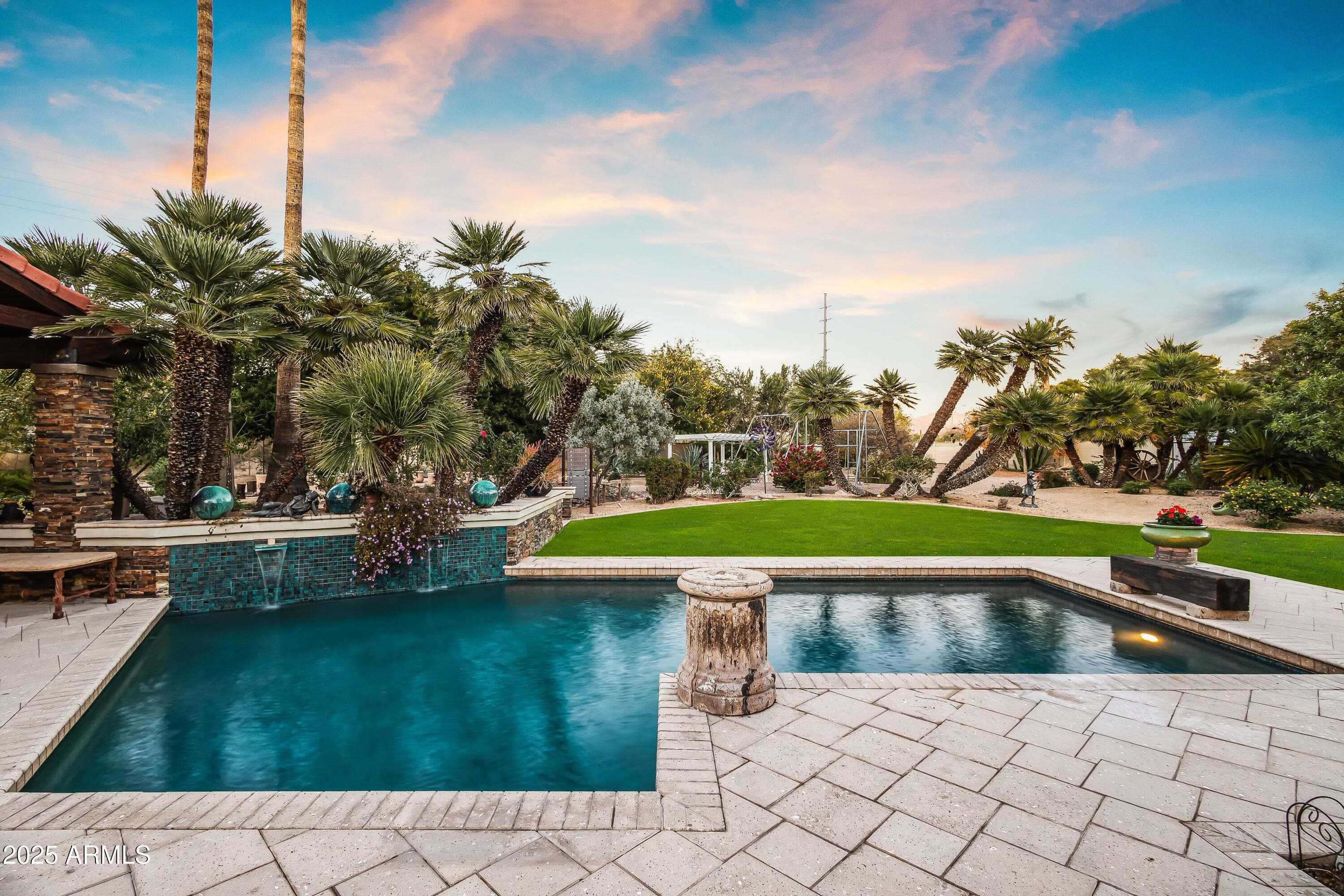 8150 E Appaloosa Trail — photo 1