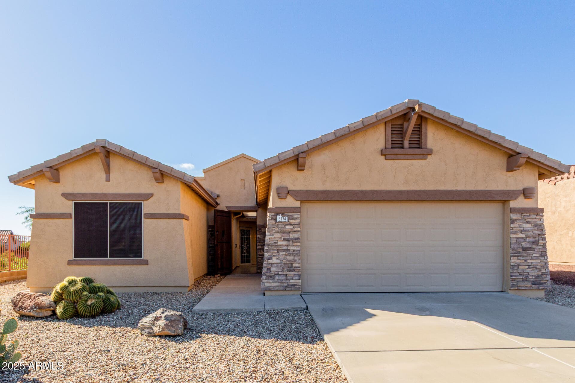 8174 S Mountain Air Ln — photo 1