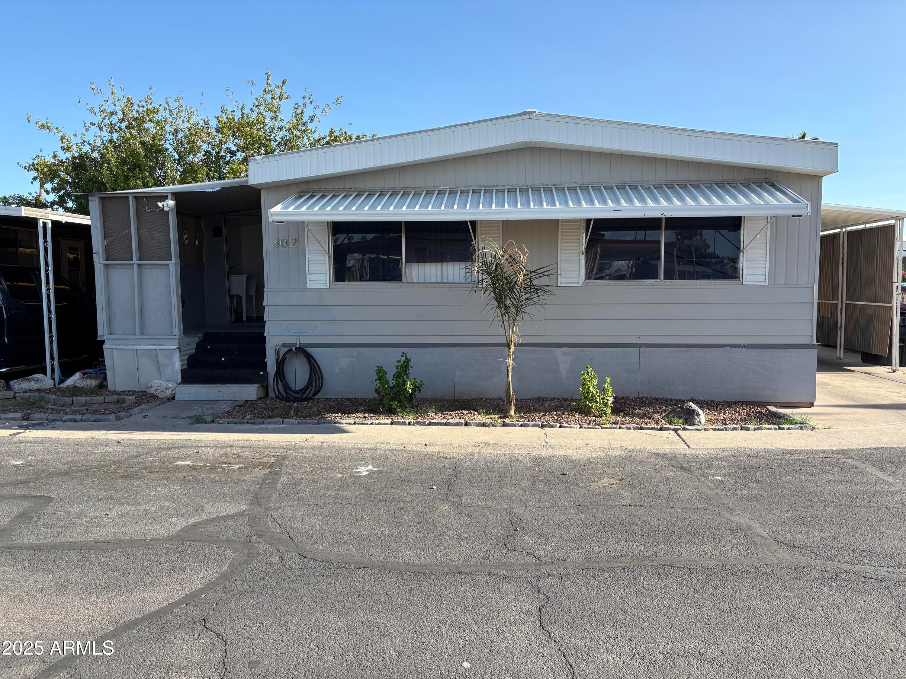 4400 W Missouri Ave 302 — photo 1