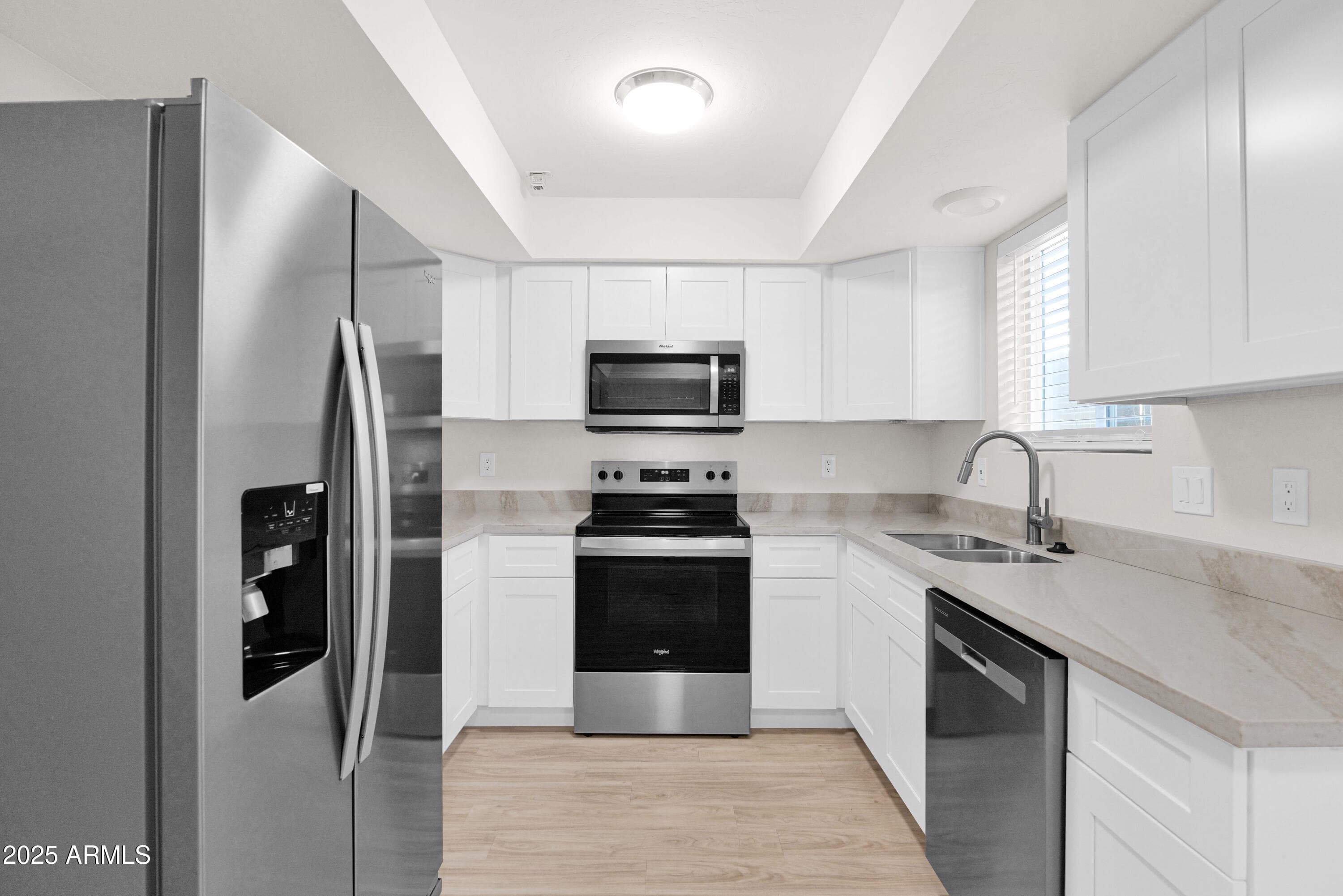 17620 N 17TH PL - Photo 4