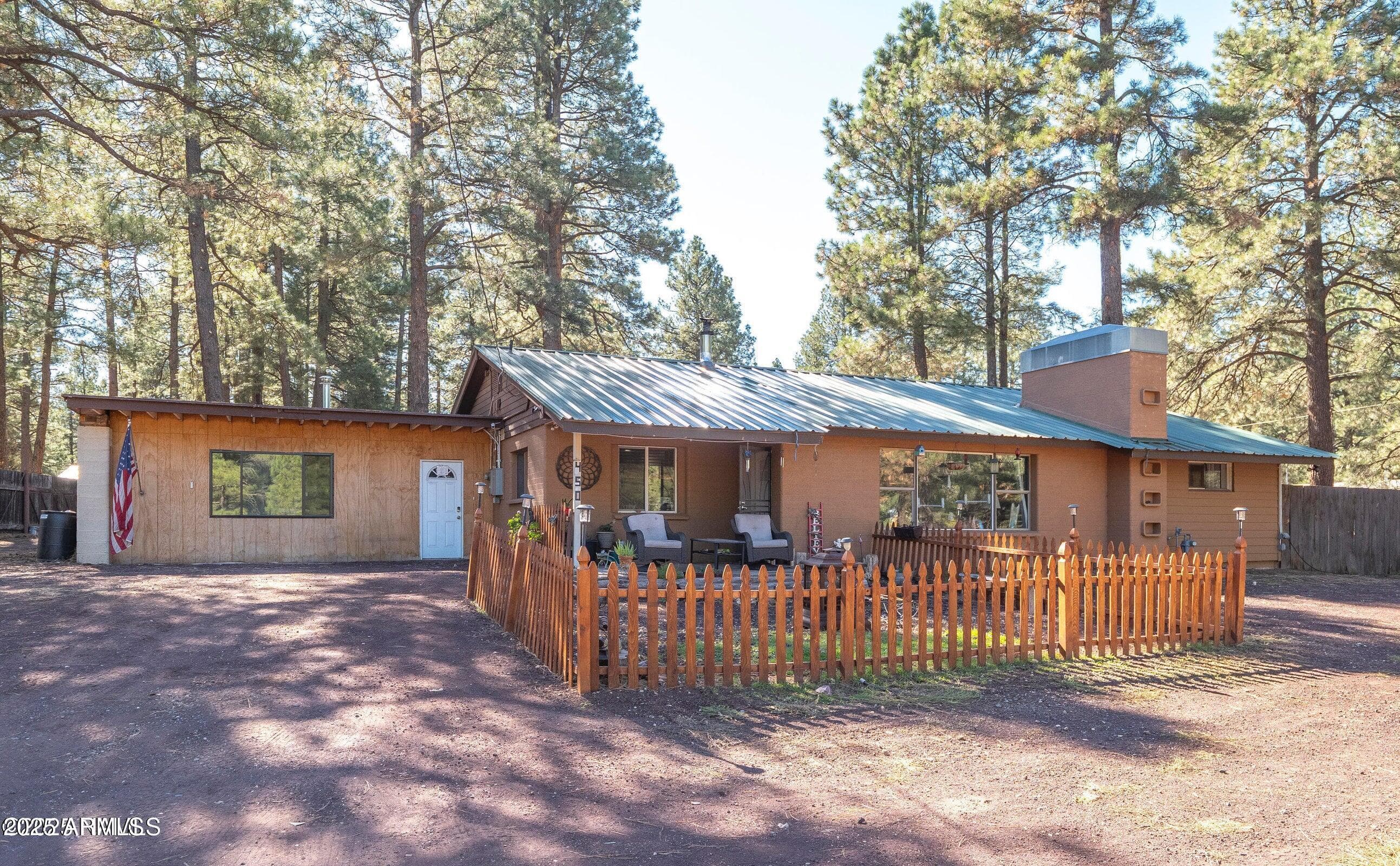 450 Old Munds Hwy — photo 1
