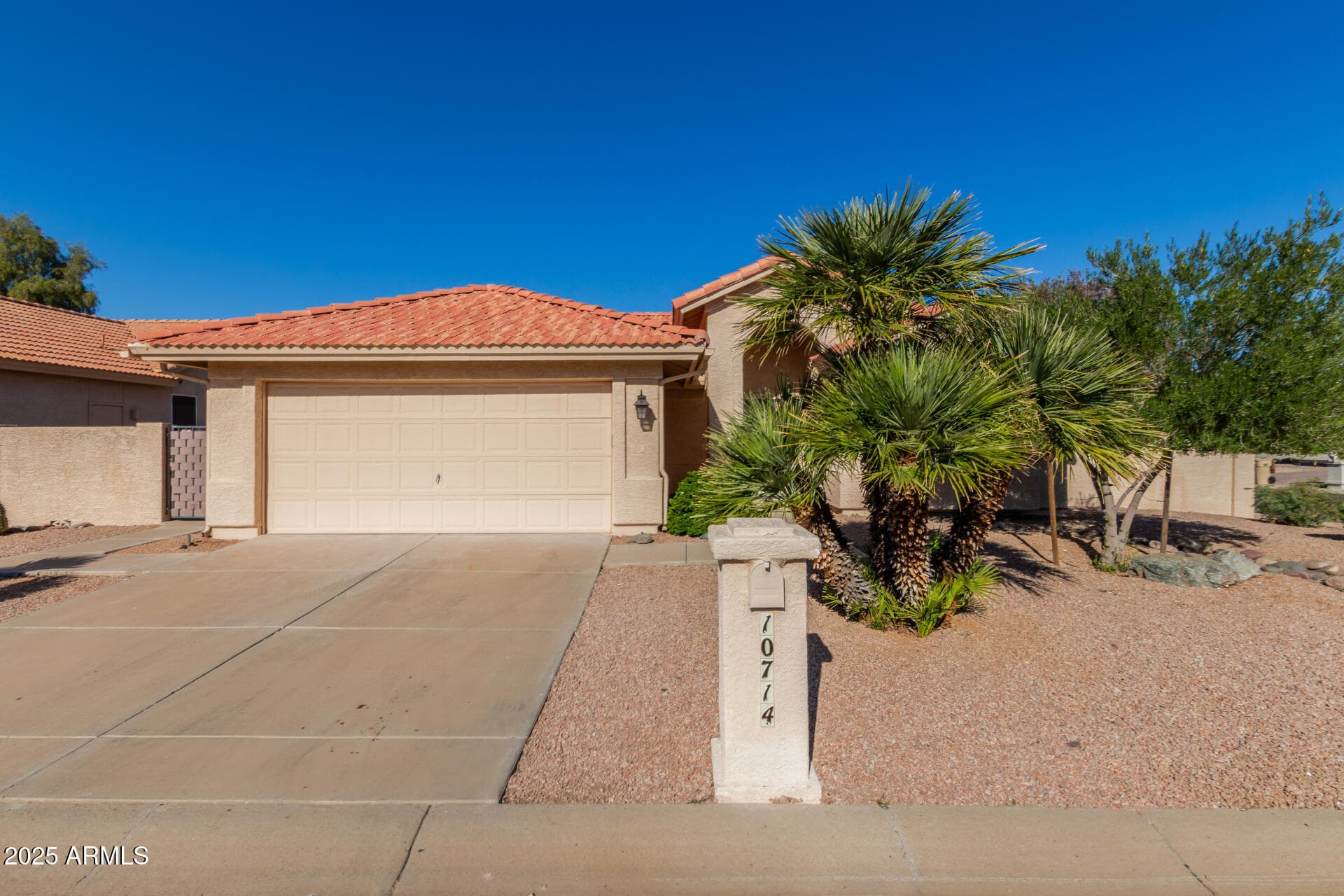 10714 E Nacoma Dr — photo 2