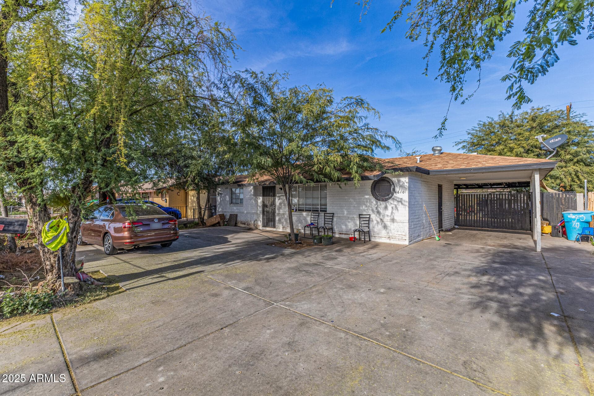 4610 W Indianola Ave — photo 2