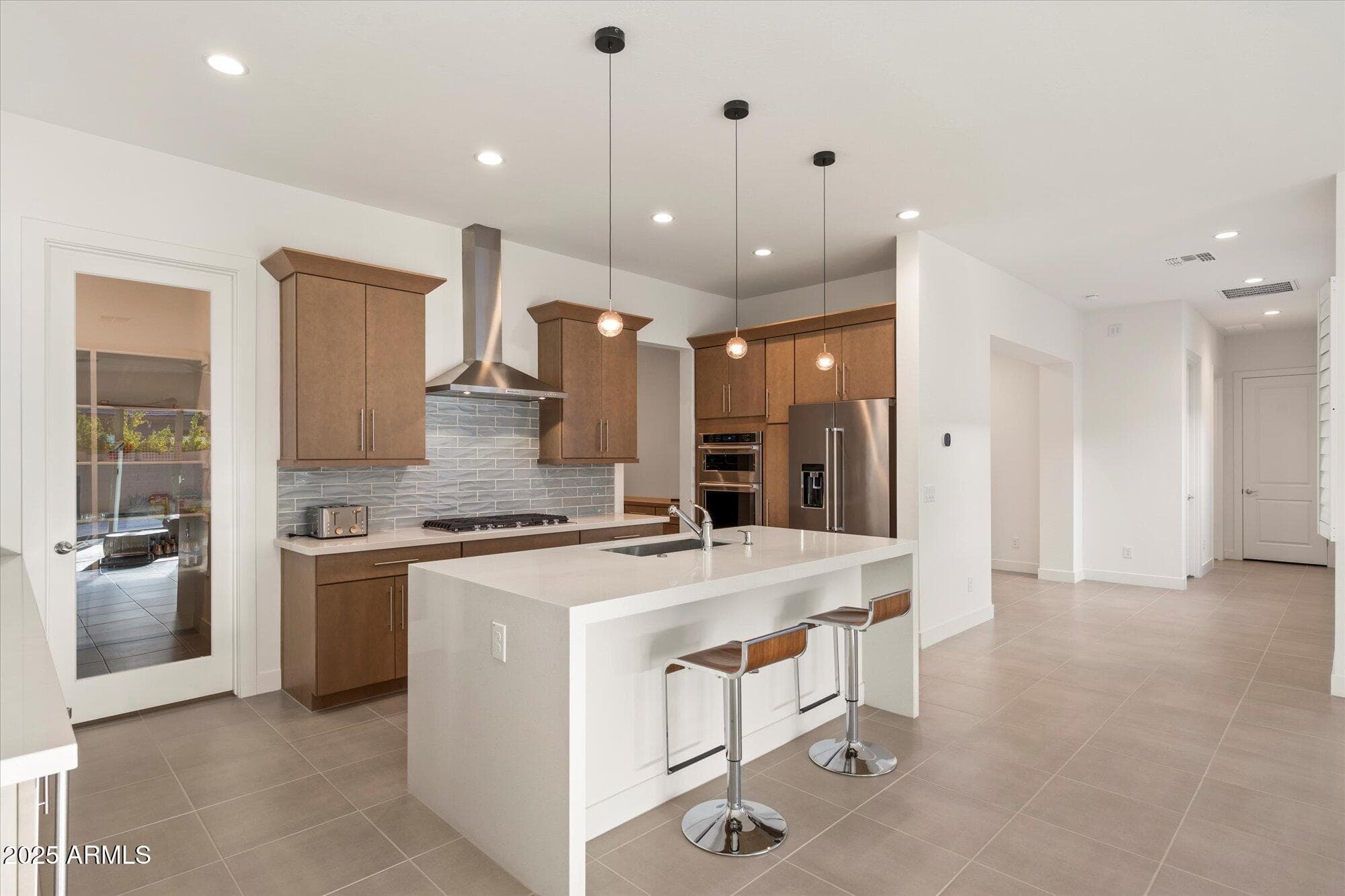 10970 N NORTHFIELD ST - See more photos