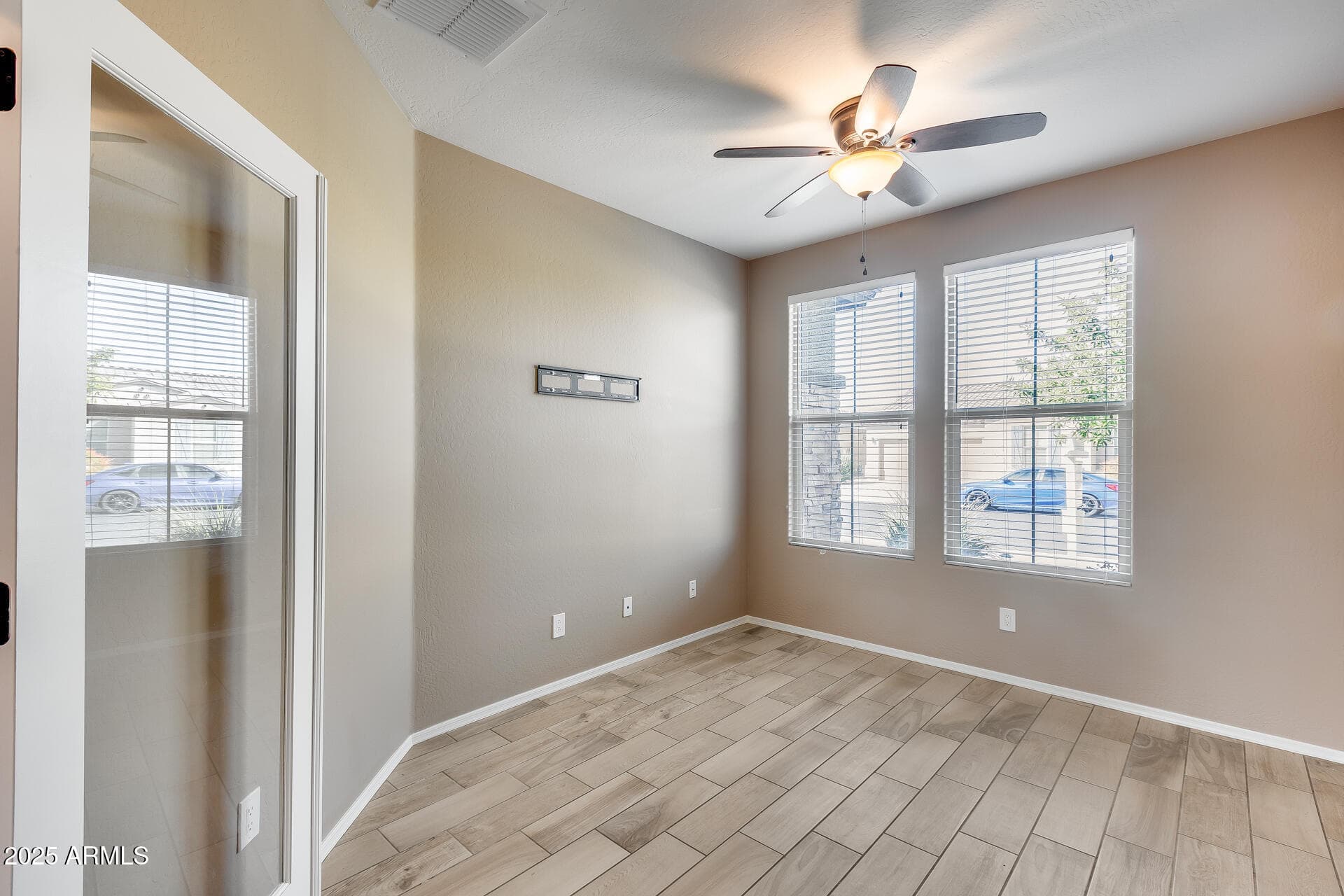 17957 W FAIRVIEW ST - Photo 4