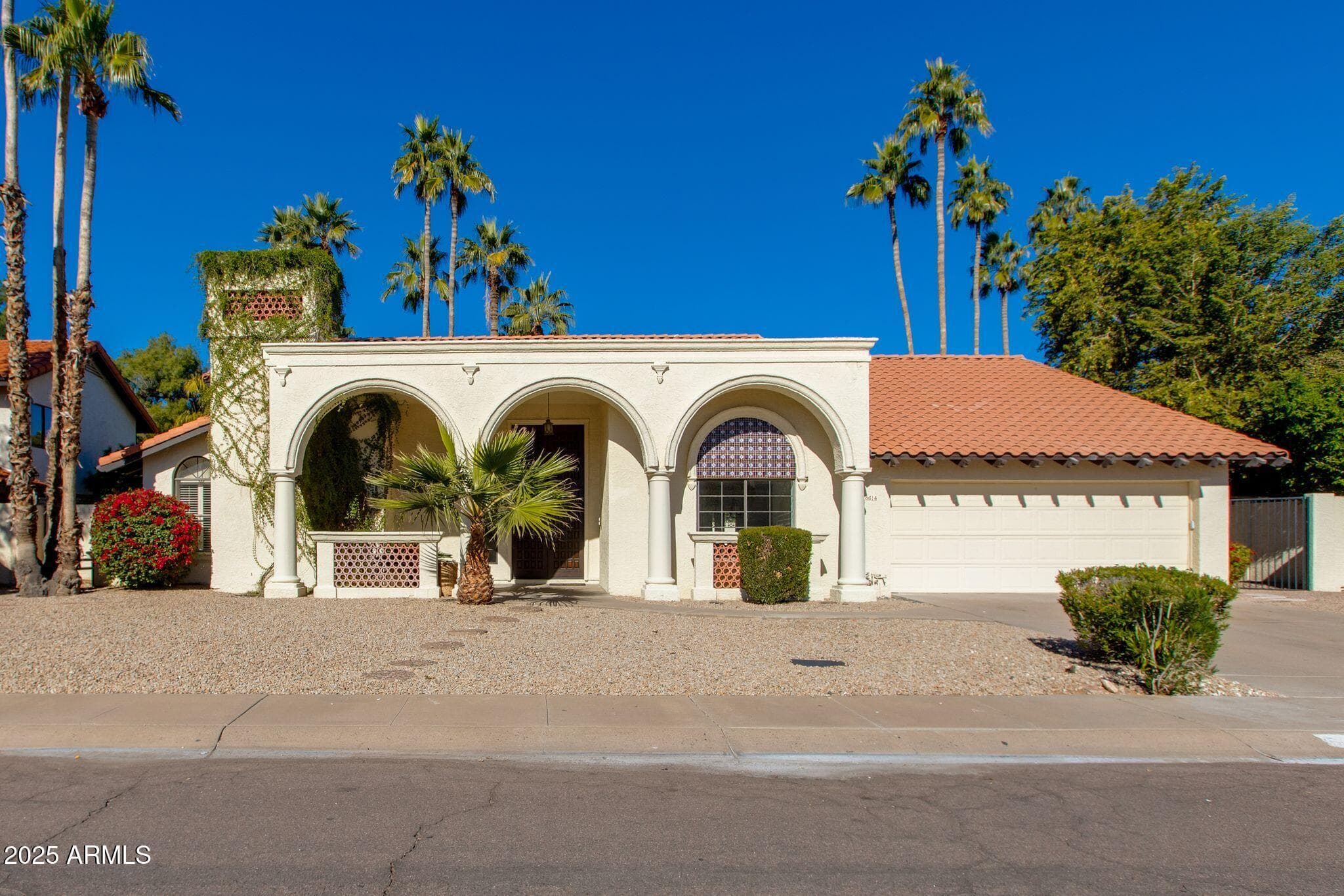 8614 E Cheryl Dr — photo 1