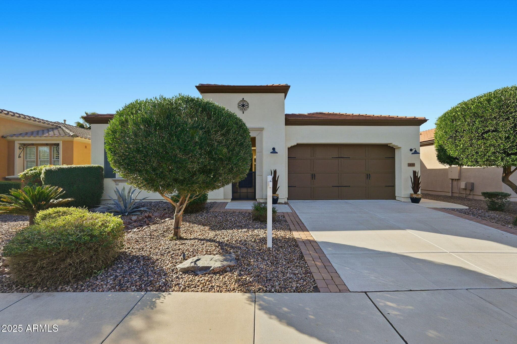 1435 E Artemis Trail — photo 2