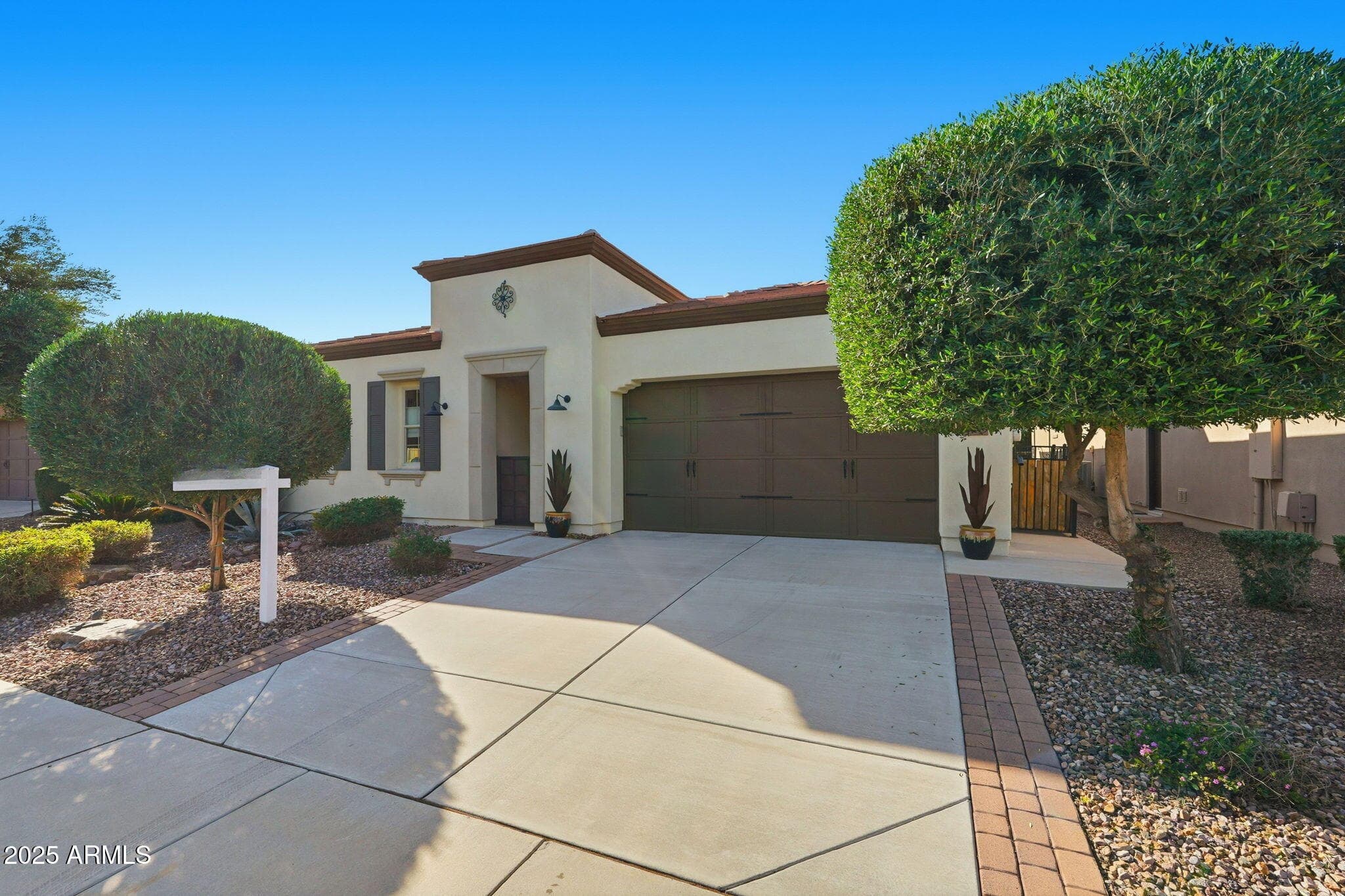 1435 E Artemis Trail — photo 1