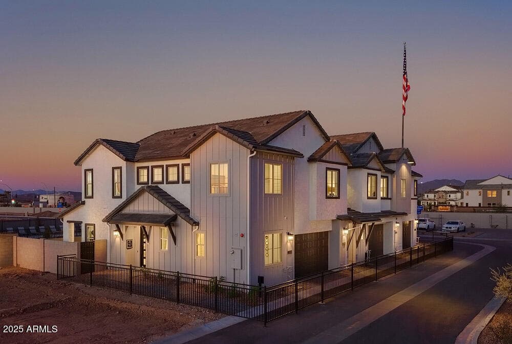 3446 N Sunwood -- — photo 2