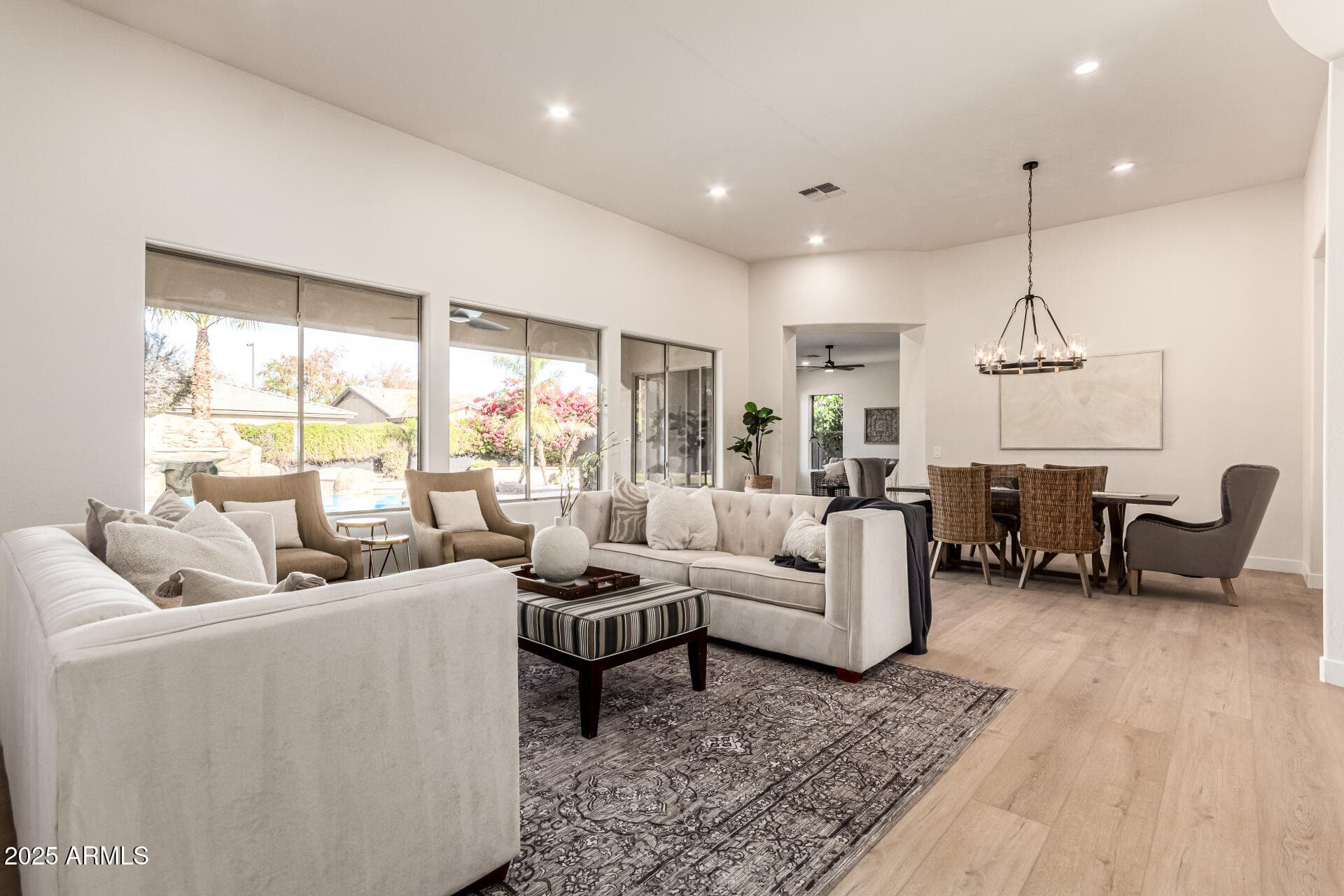 940 W Macaw Dr — photo 2
