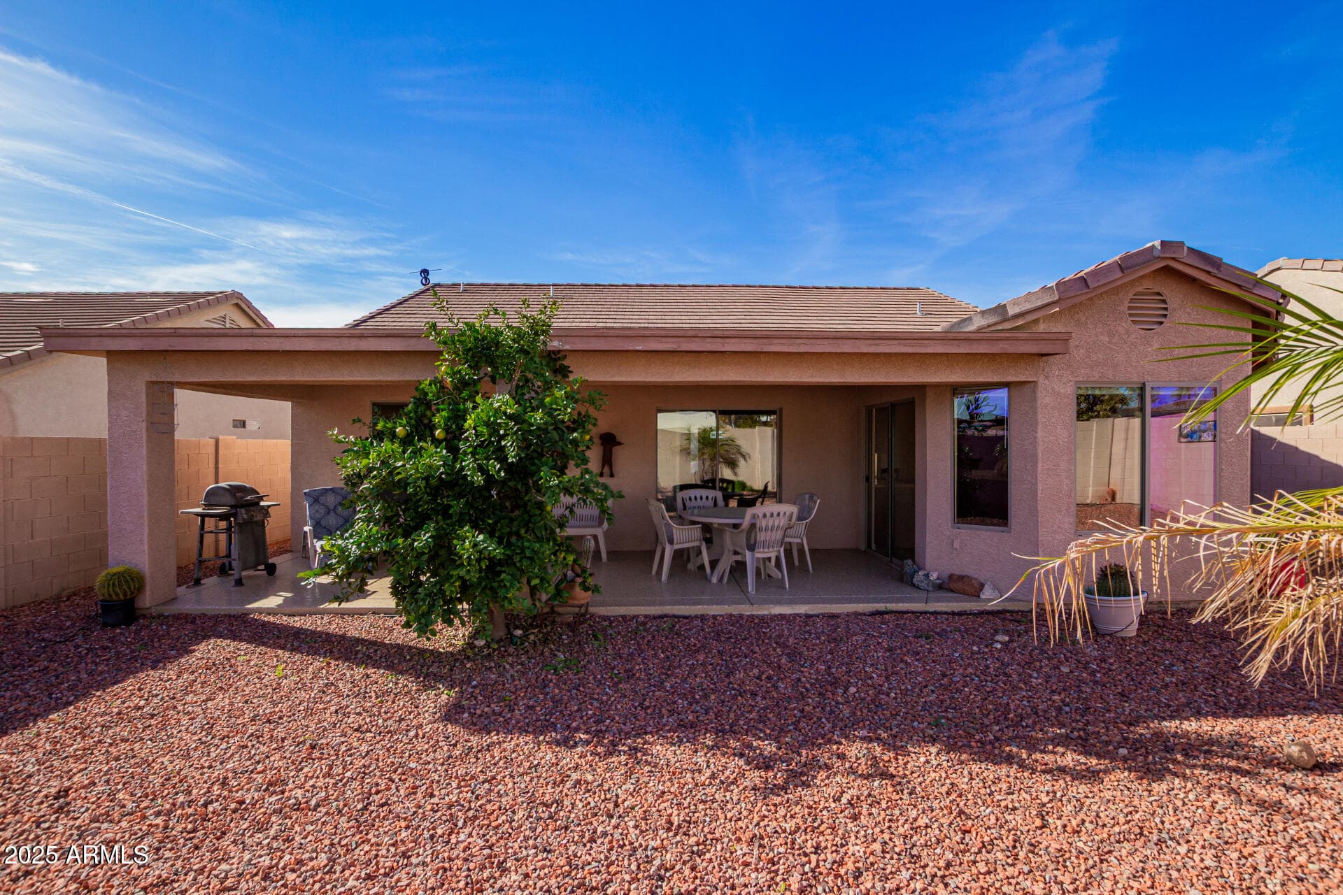1431 S Apache Dr — photo 2