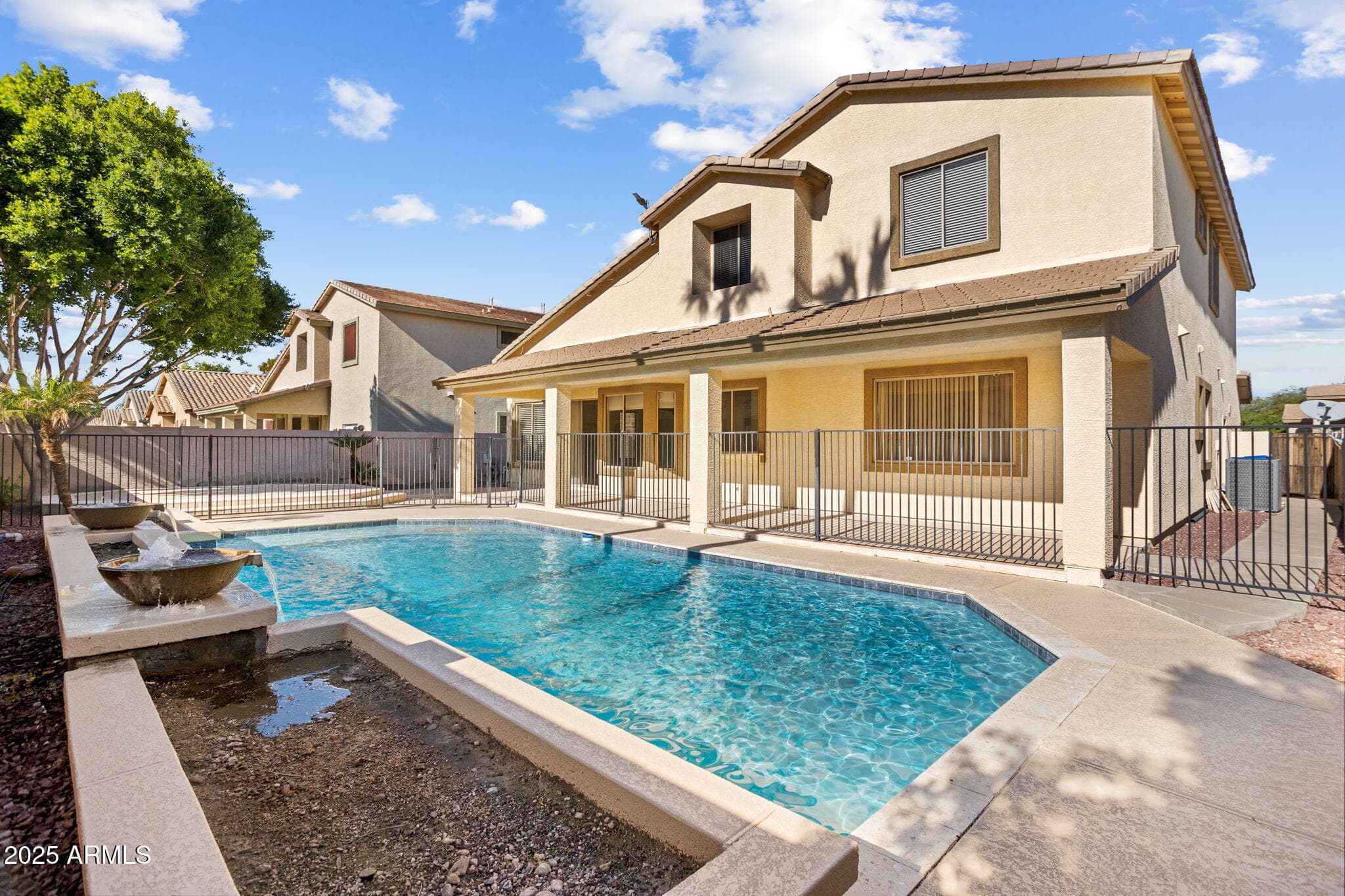 1247 E Kenwood St — photo 1