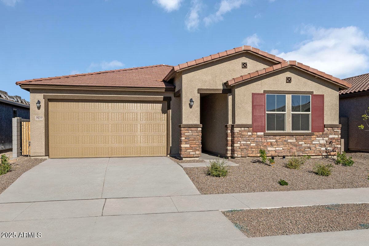 18210 W Mohave St — photo 2